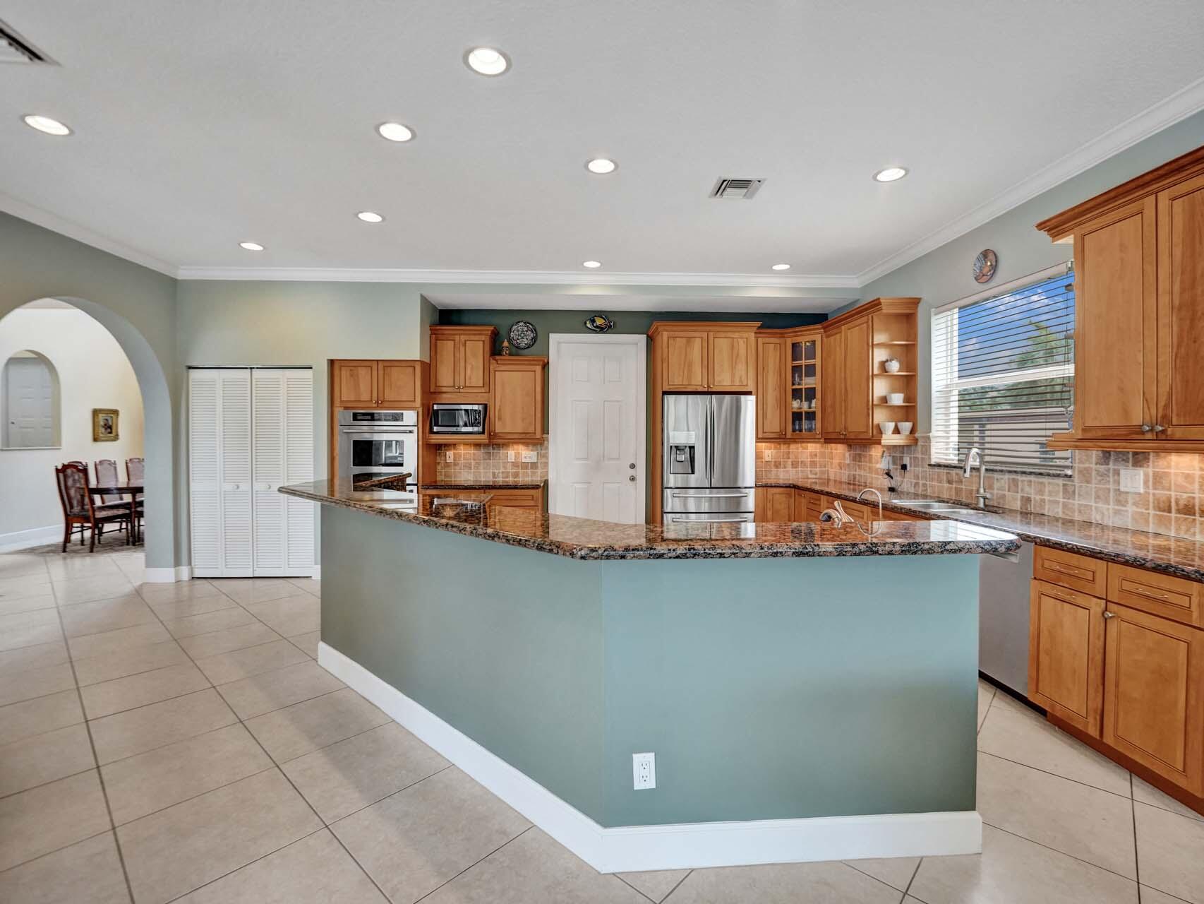 SOUTH NEW RIVER ISLES SEC - Residential