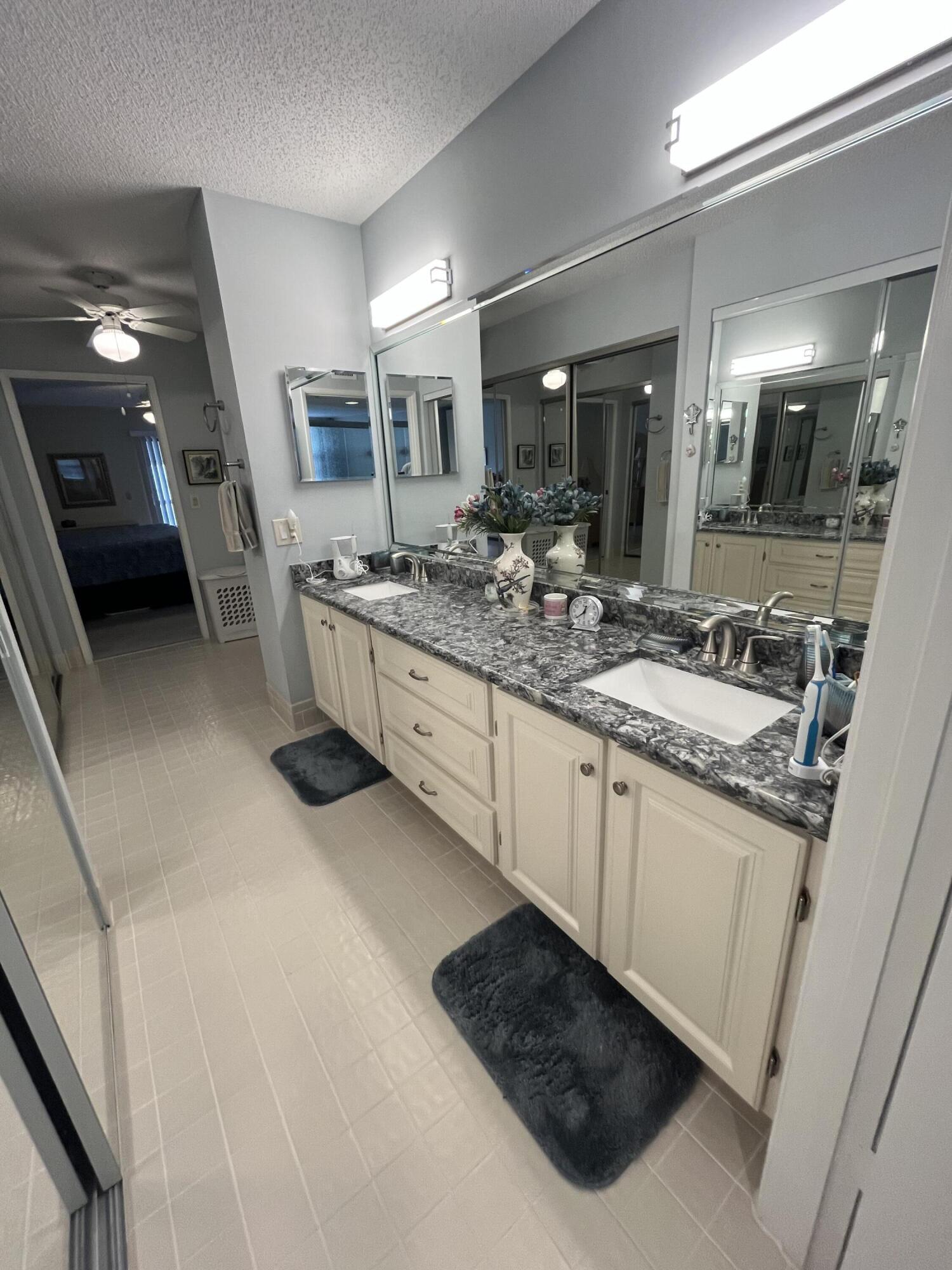 Huntington Towers - Residential