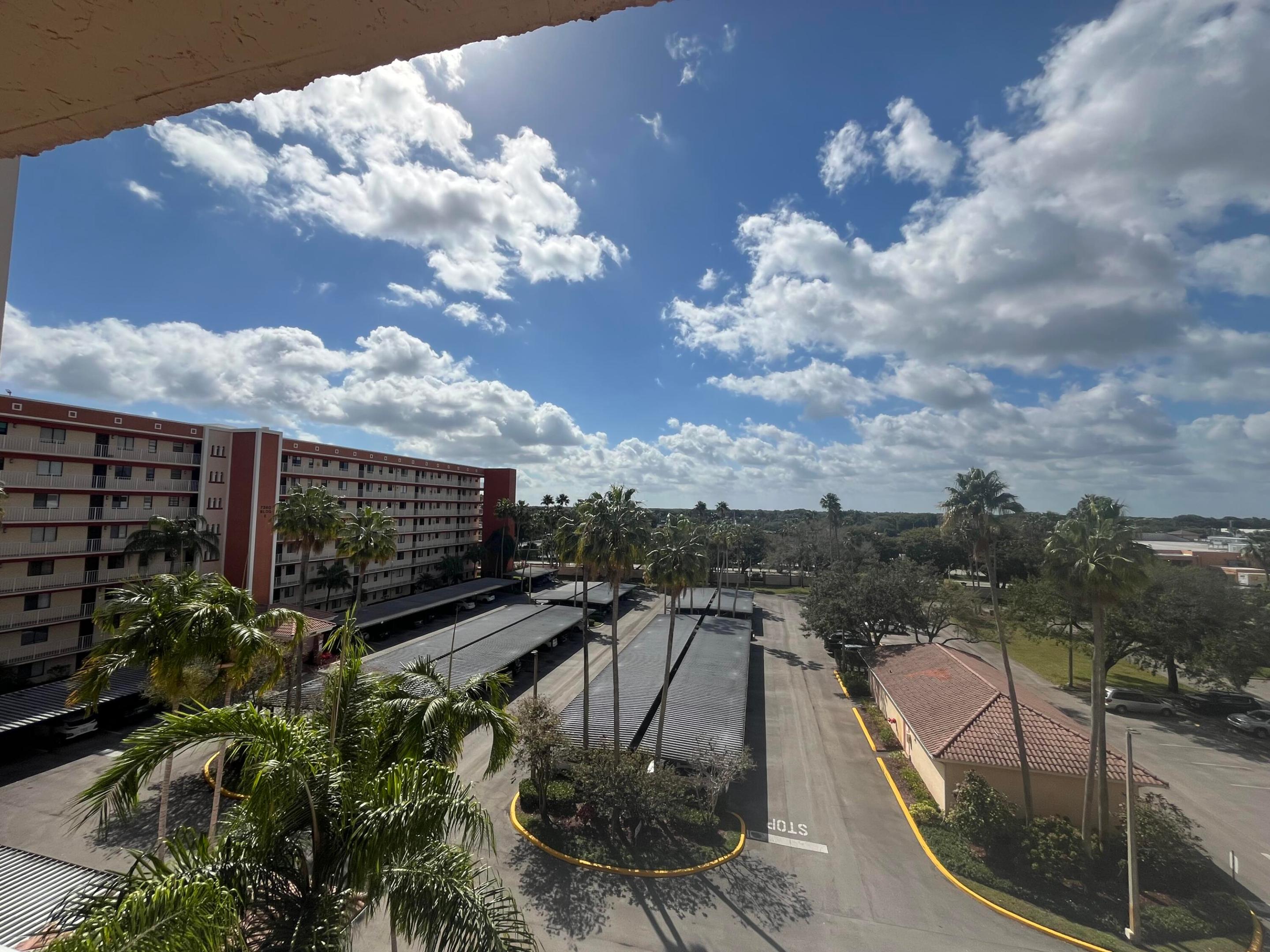 Huntington Towers - Residential