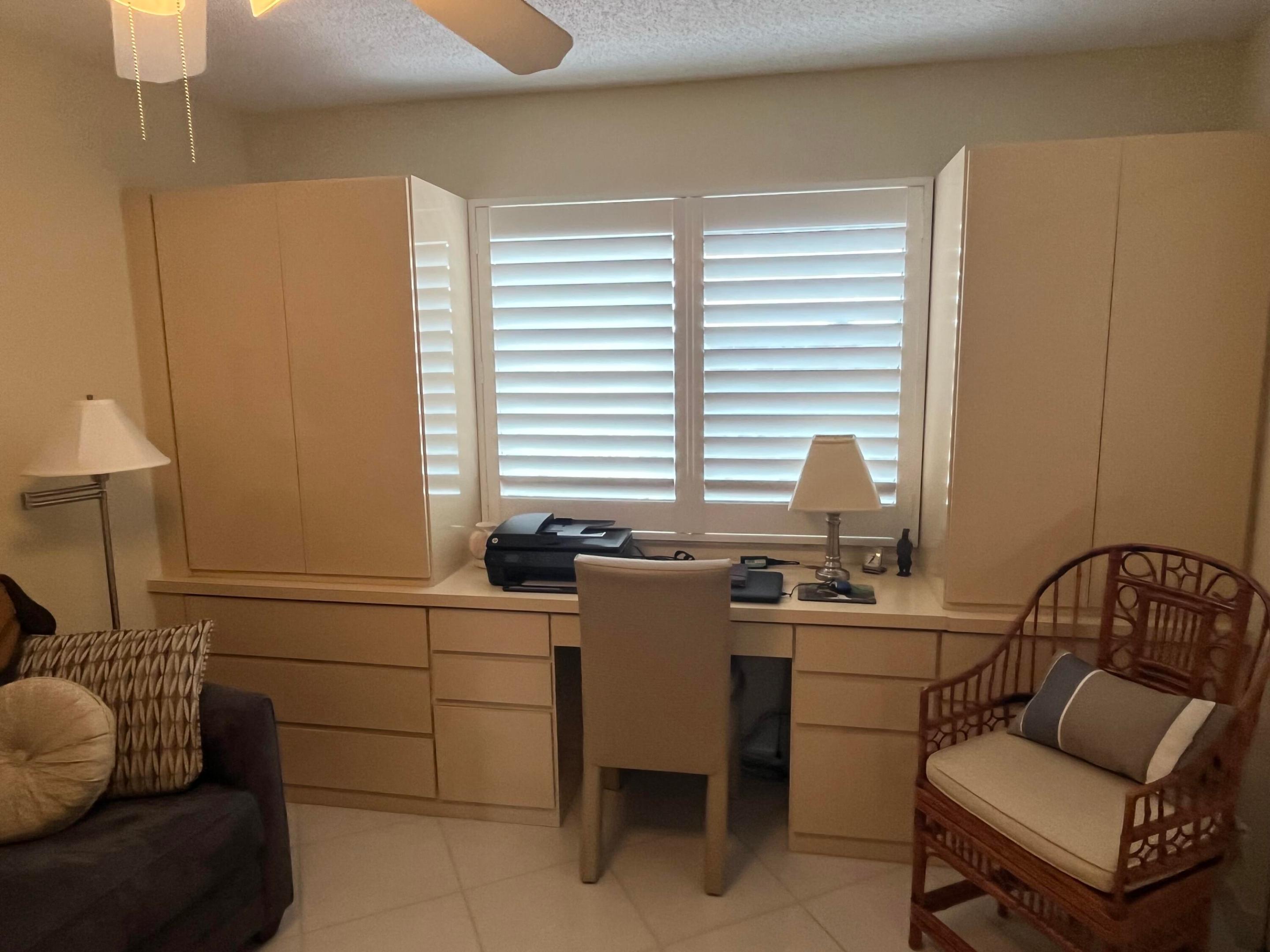 Huntington Towers - Residential