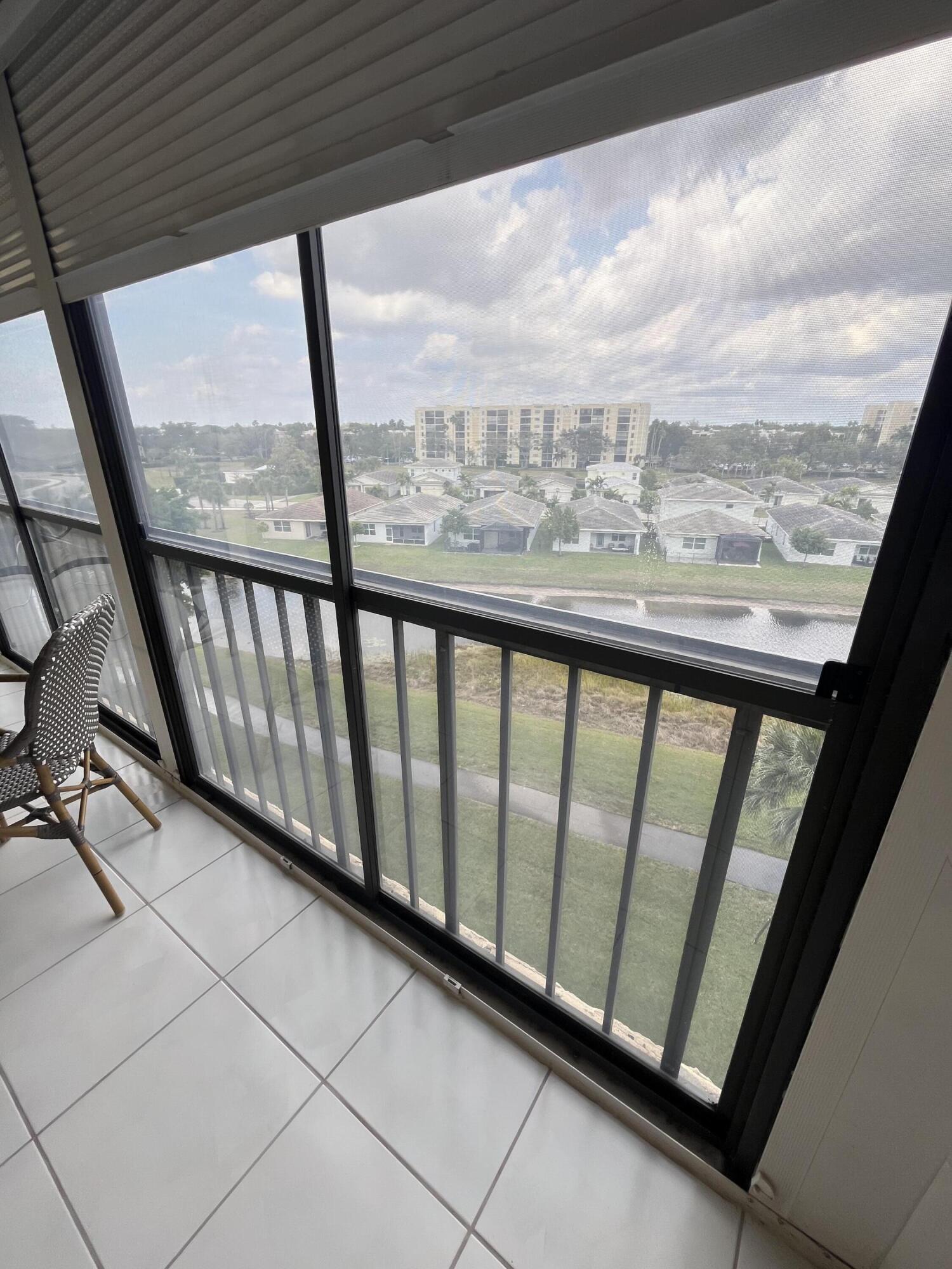 Huntington Towers - Residential