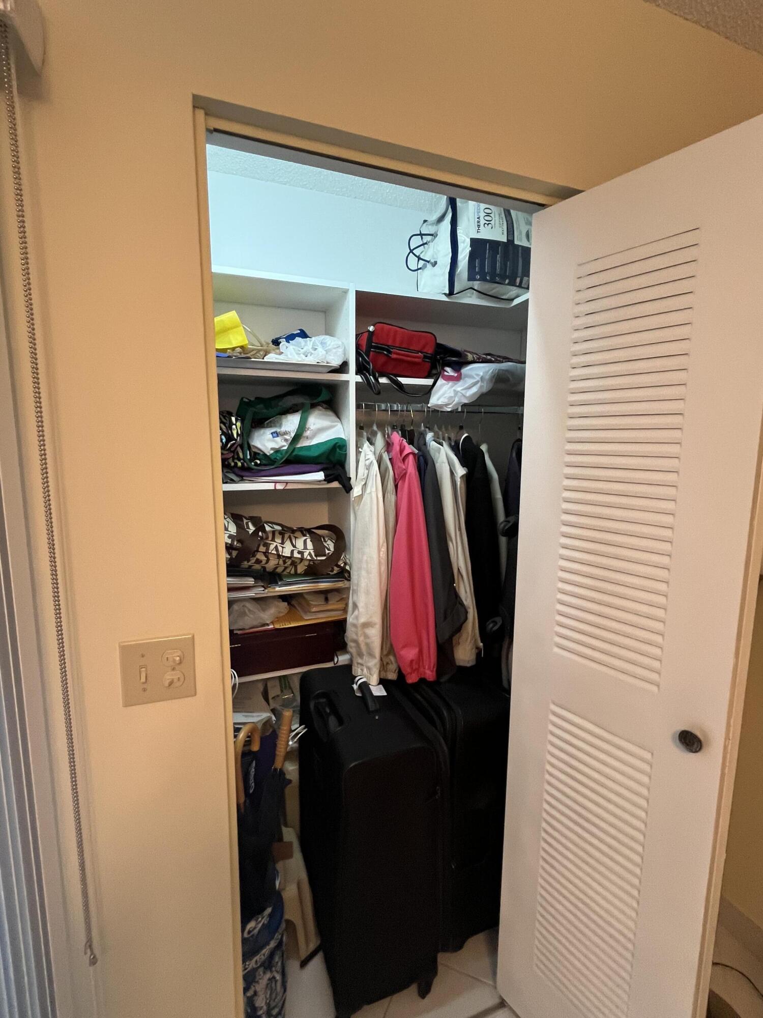 Huntington Towers - Residential