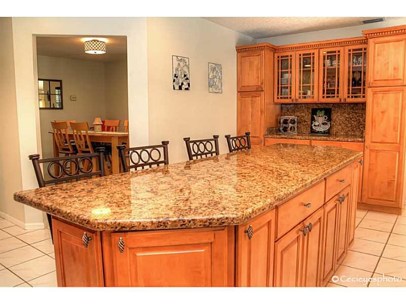 SHADOW WOOD - Residential