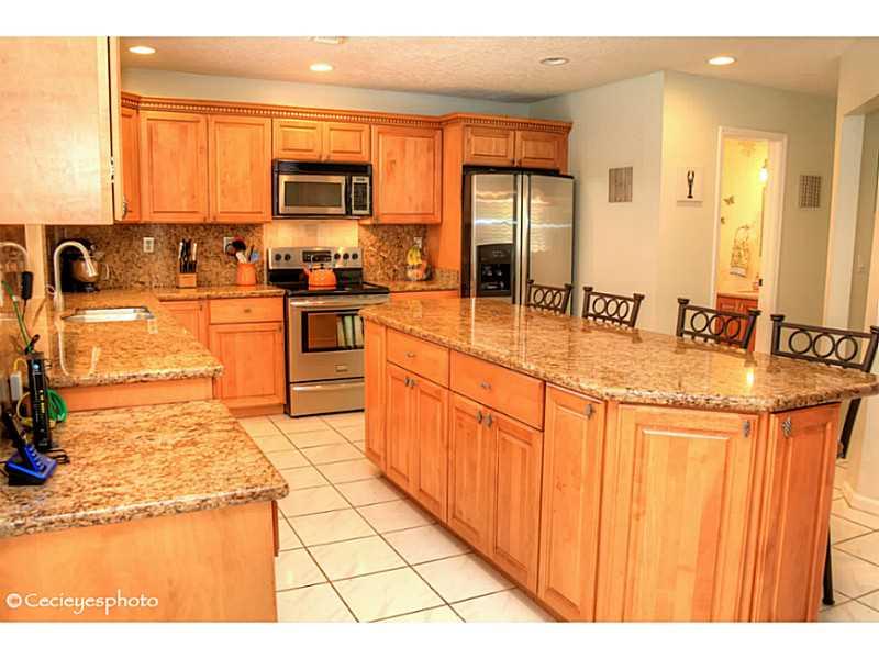 SHADOW WOOD - Residential