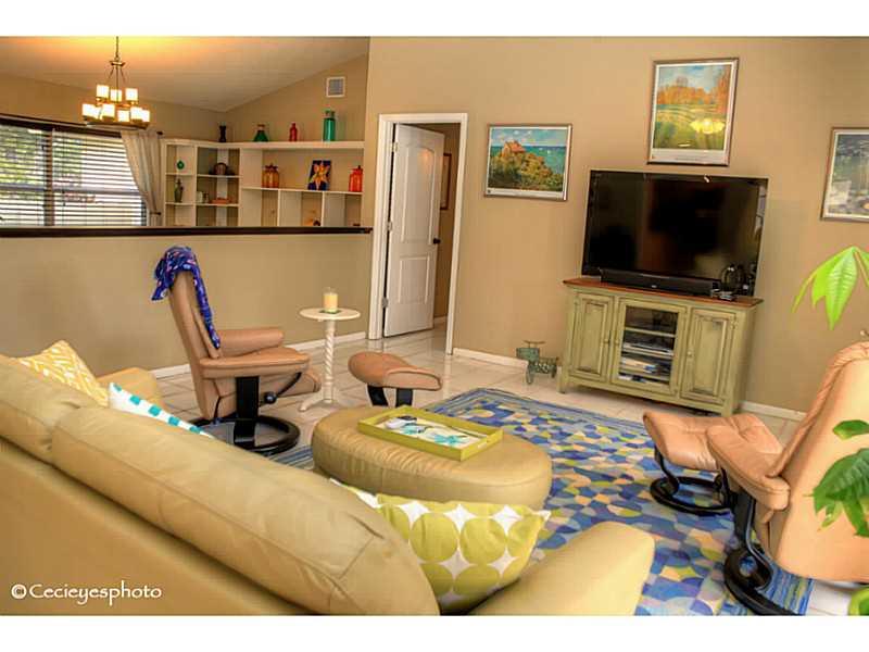 SHADOW WOOD - Residential