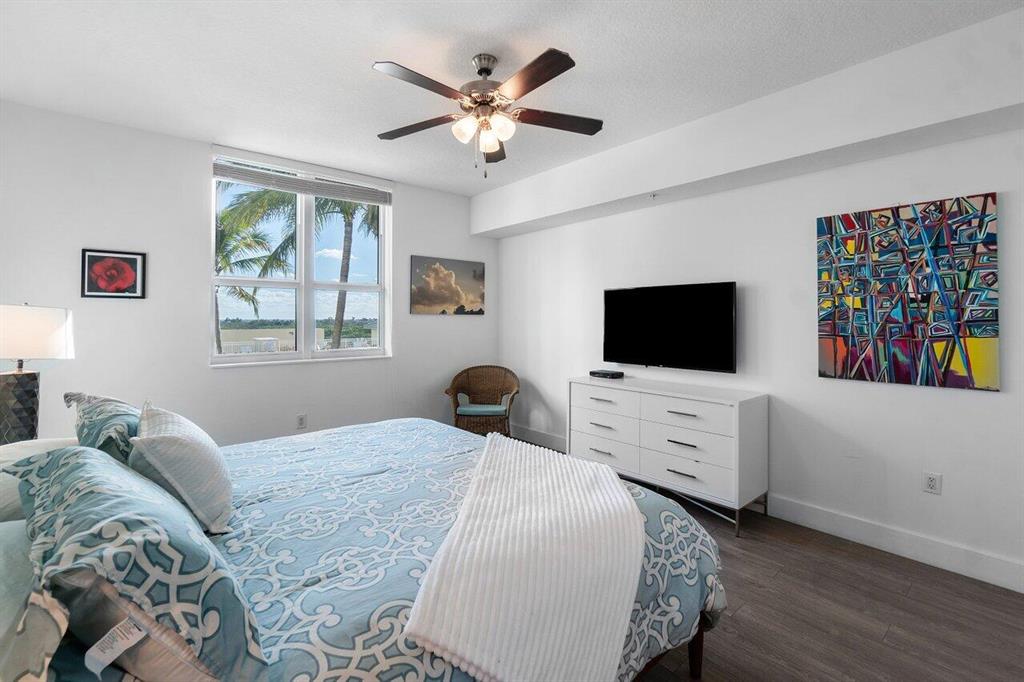 CASA COSTA CONDO - Residential