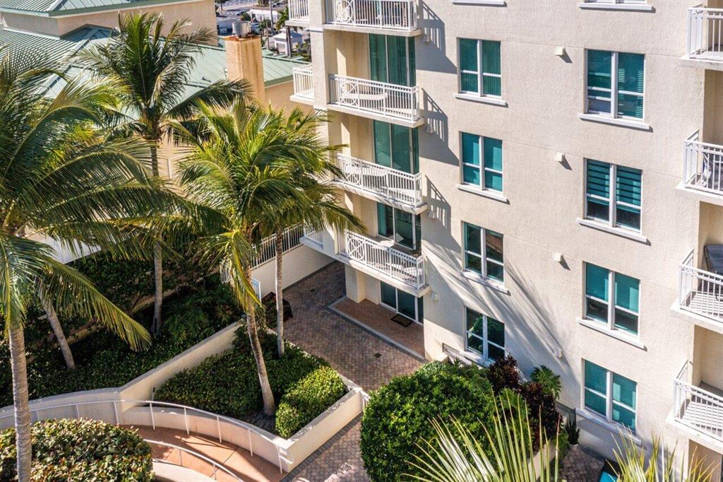 CASA COSTA CONDO - Residential