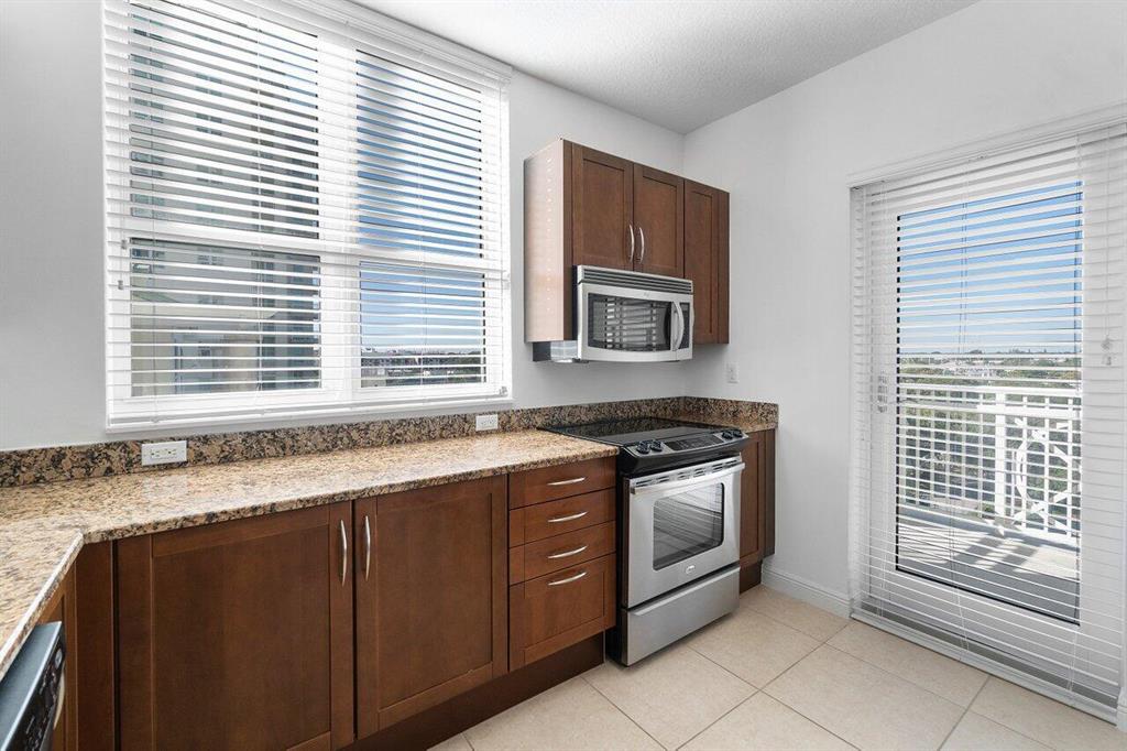 CASA COSTA CONDO - Residential