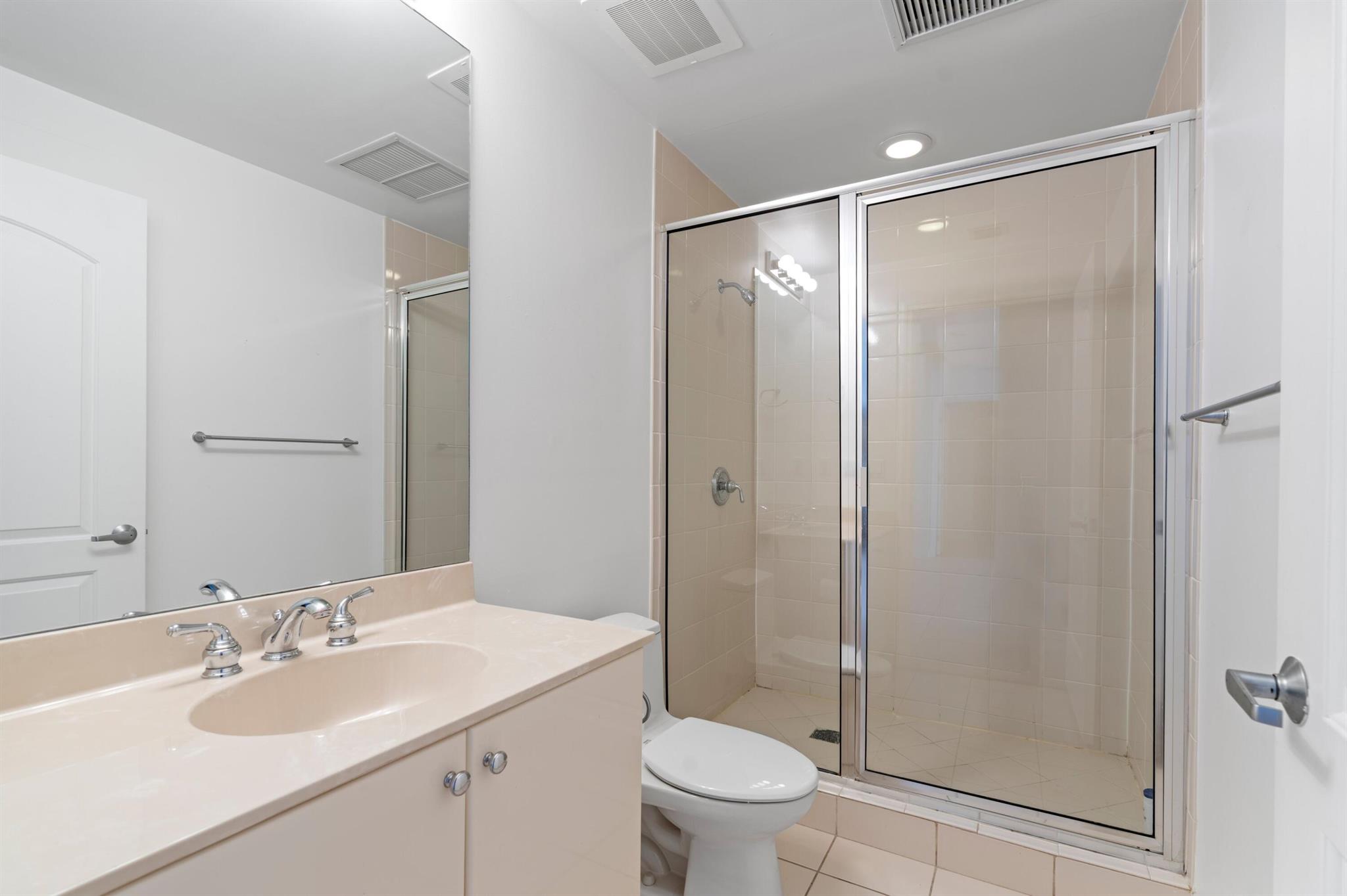 ONE CITY PLAZA CONDO - Residential Lease