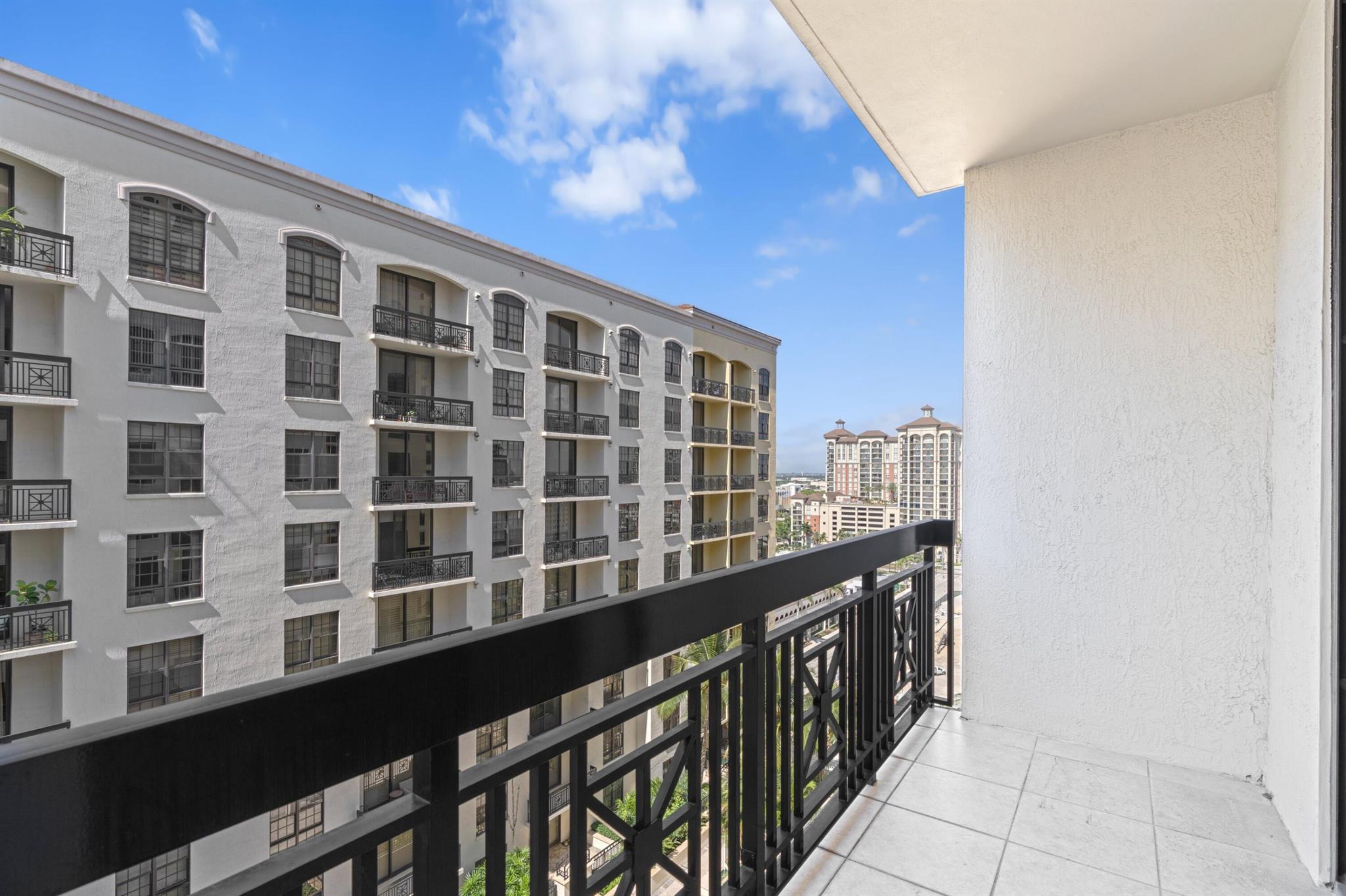 ONE CITY PLAZA CONDO - Residential Lease