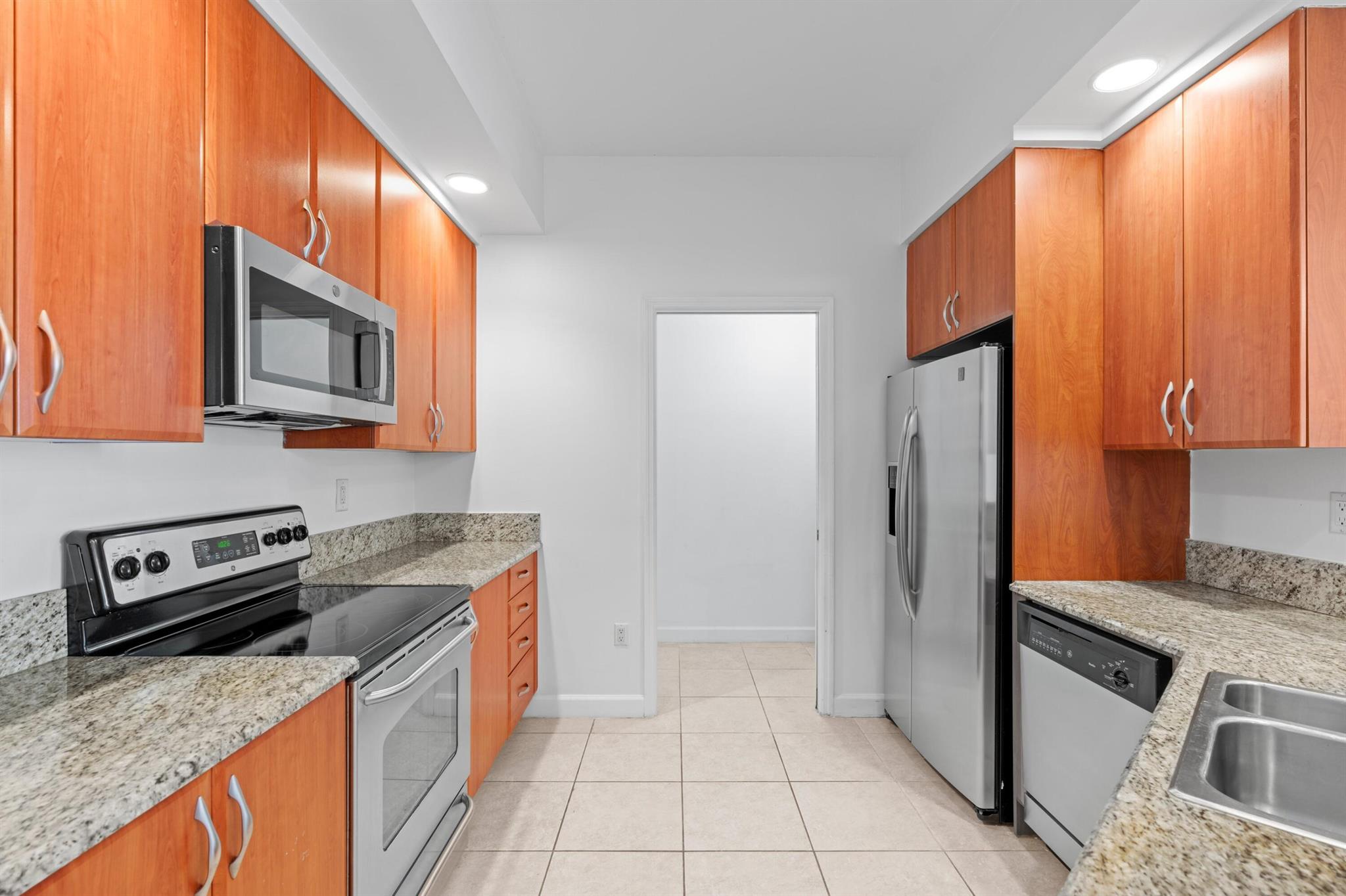 ONE CITY PLAZA CONDO - Residential Lease