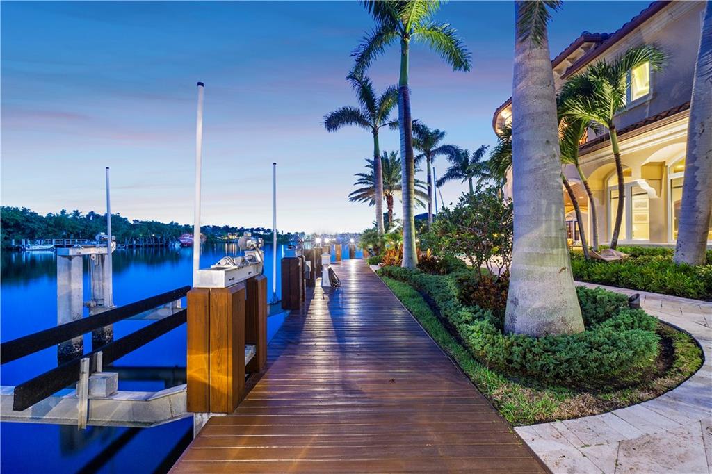 Lake Placid 35-23 B - Residential