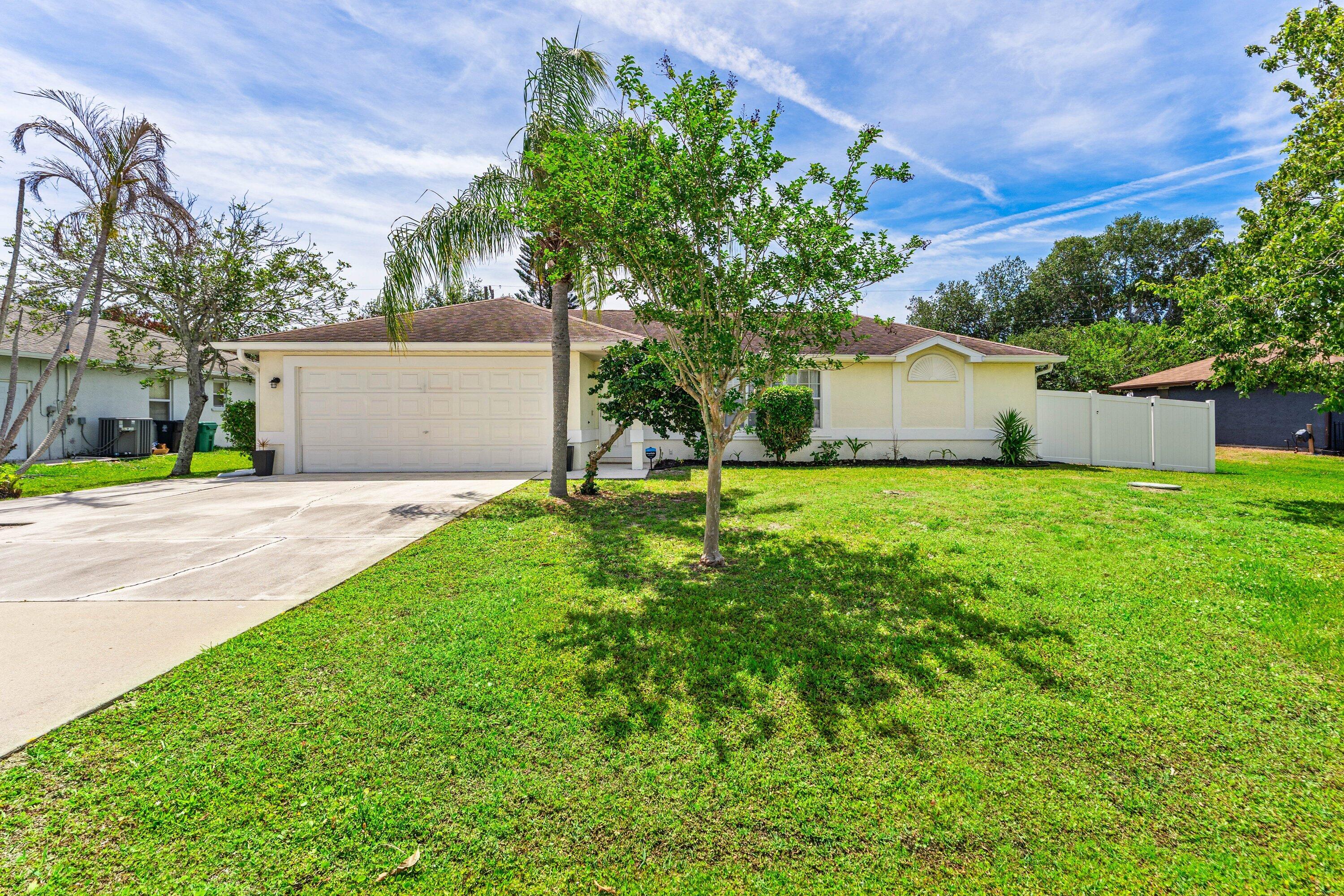 PORT ST LUCIE SECTION 40 - Residential