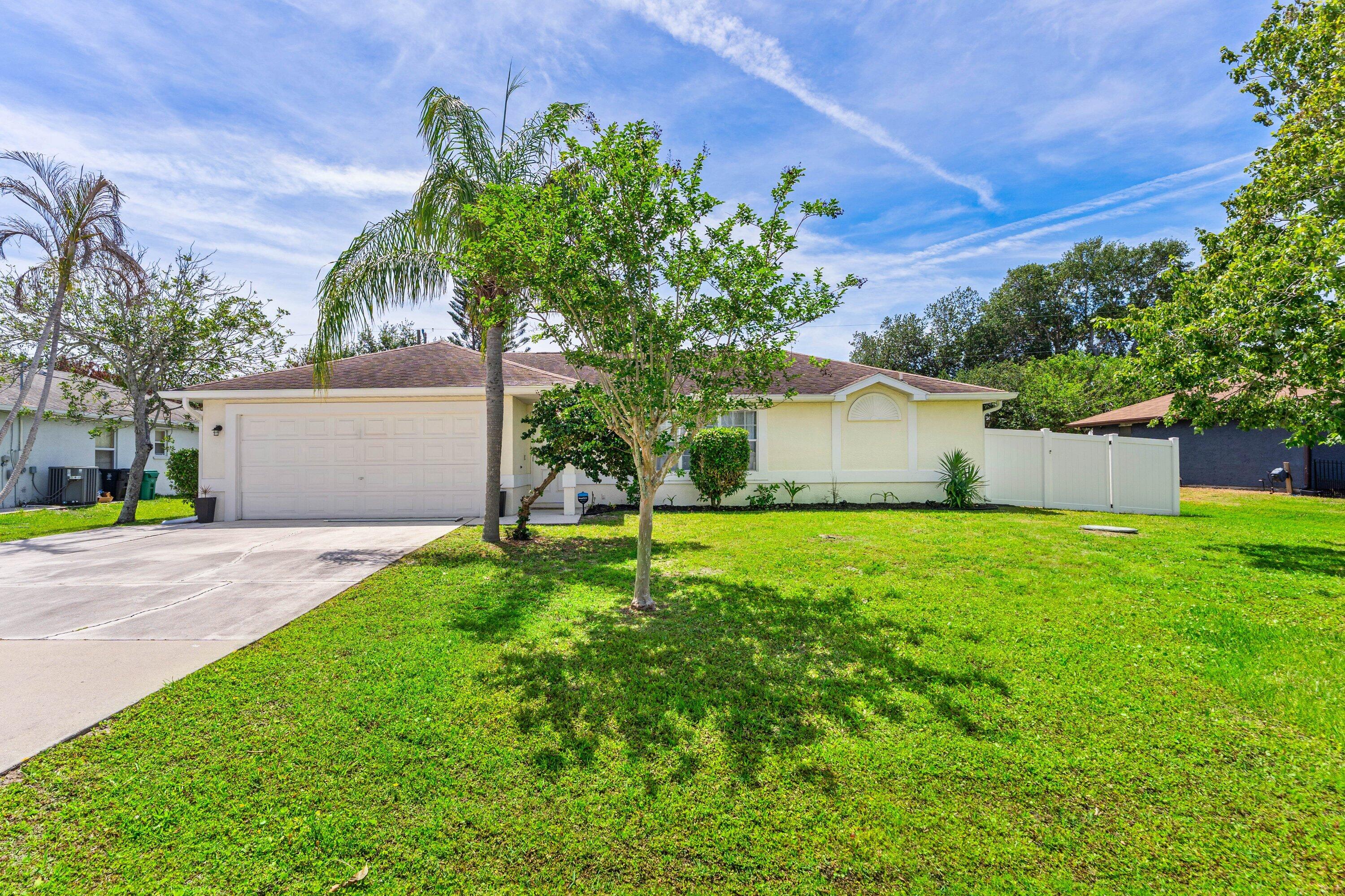 PORT ST LUCIE SECTION 40 - Residential