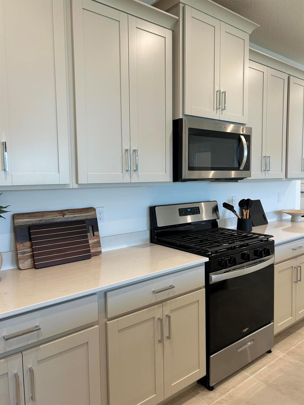 CADENCE - Residential Lease