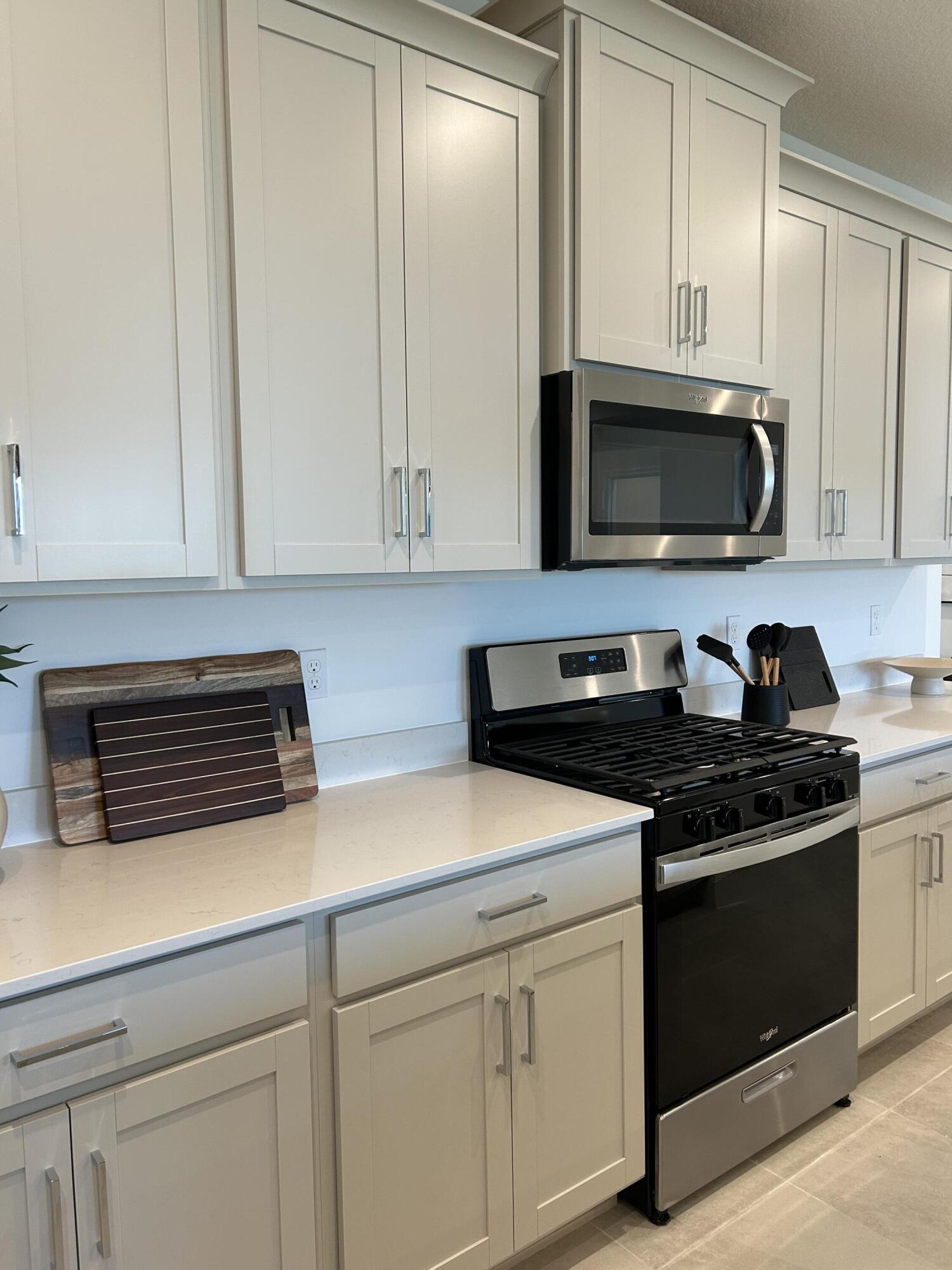 CADENCE - Residential Lease