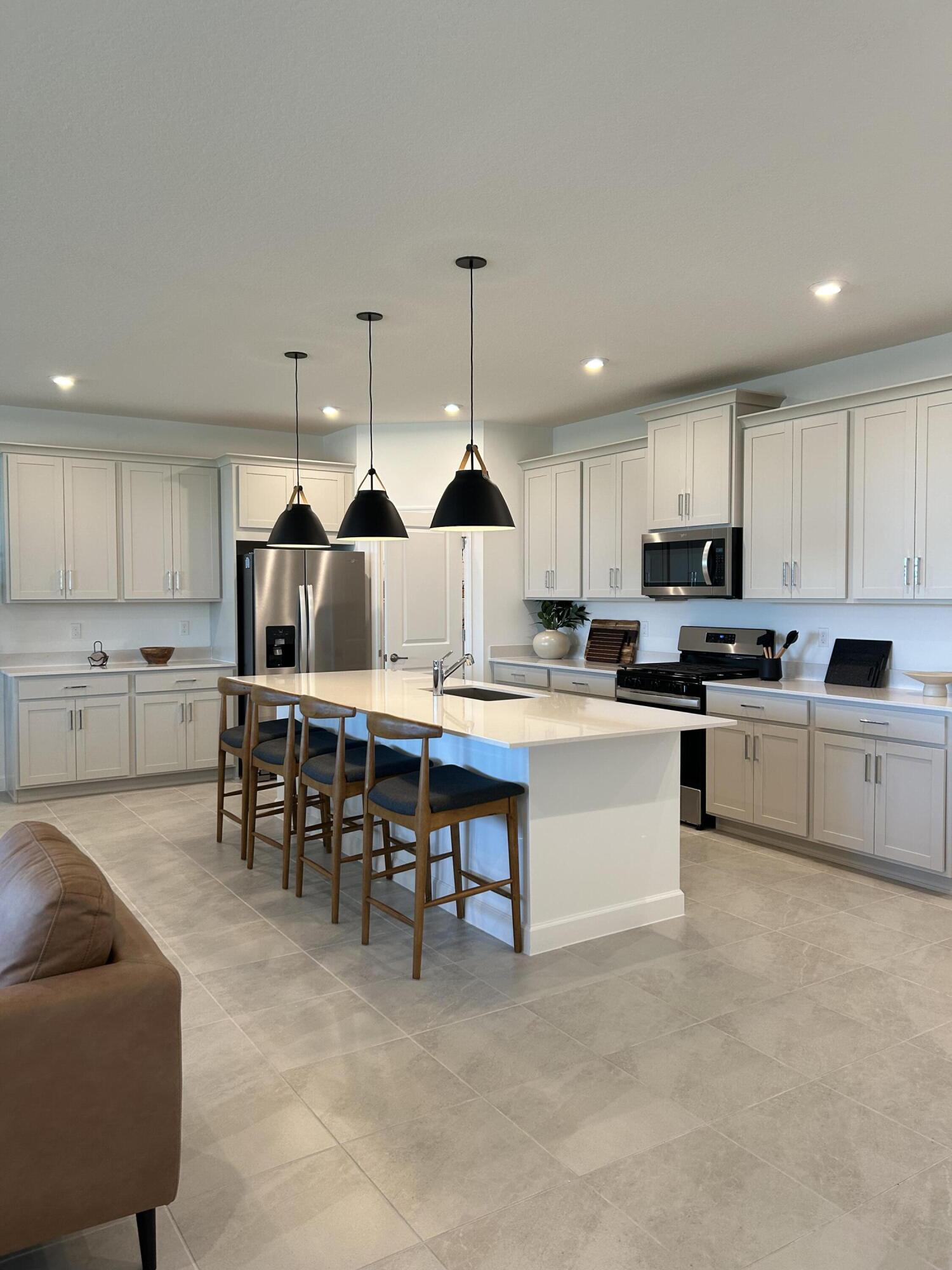 CADENCE - Residential Lease