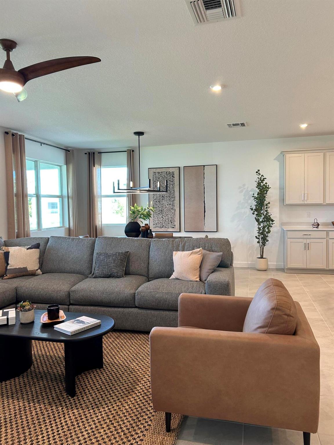 CADENCE - Residential Lease