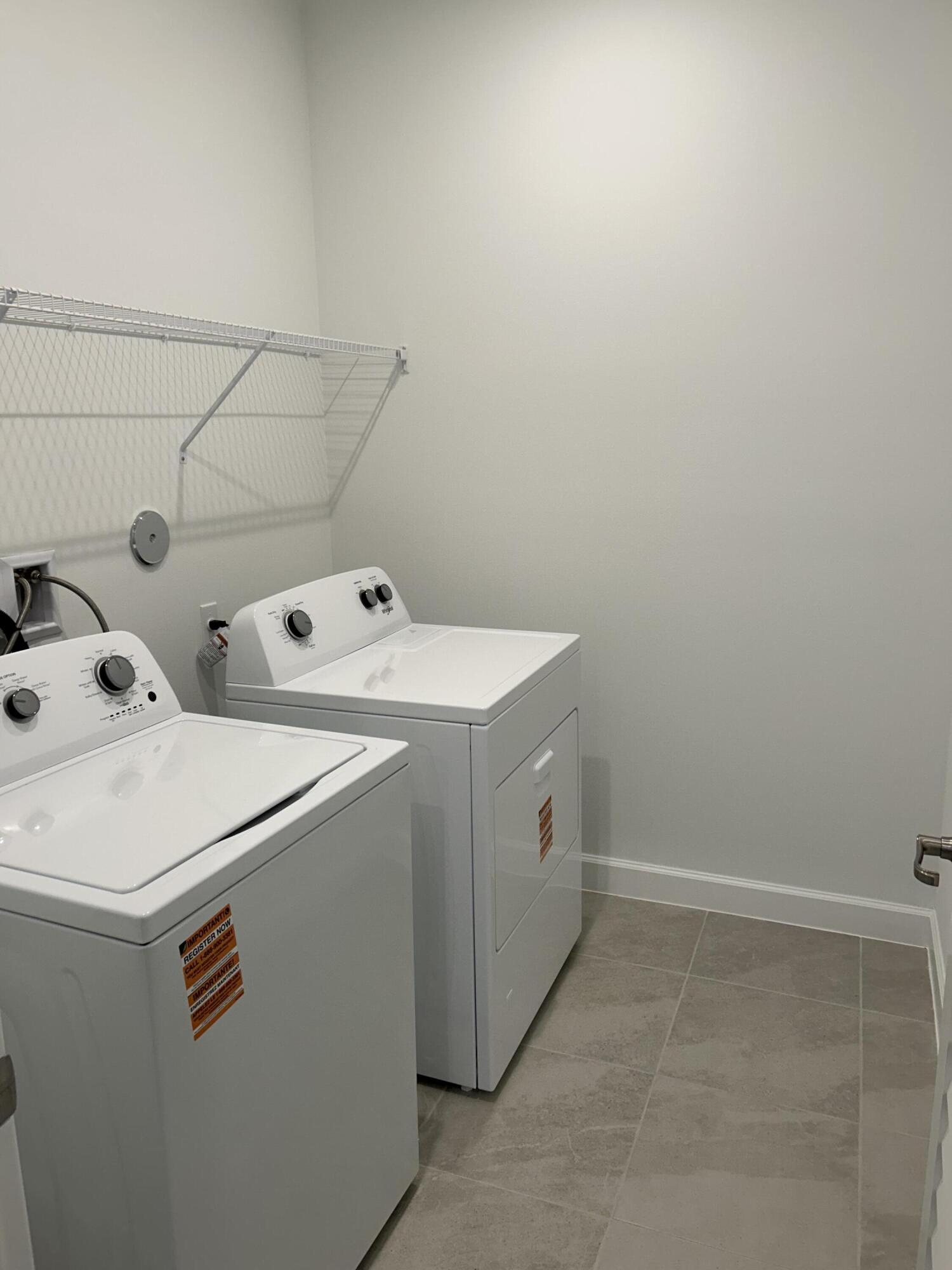 CADENCE - Residential Lease