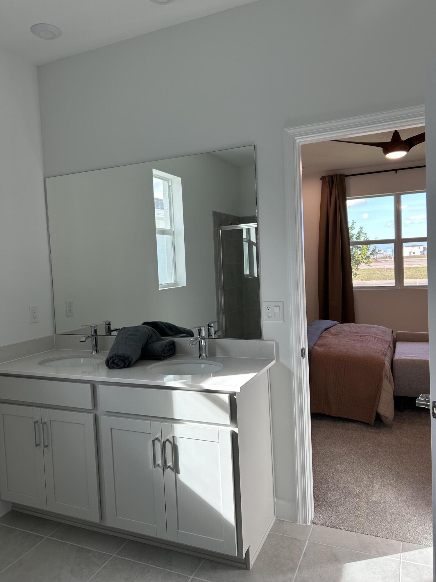 CADENCE - Residential Lease