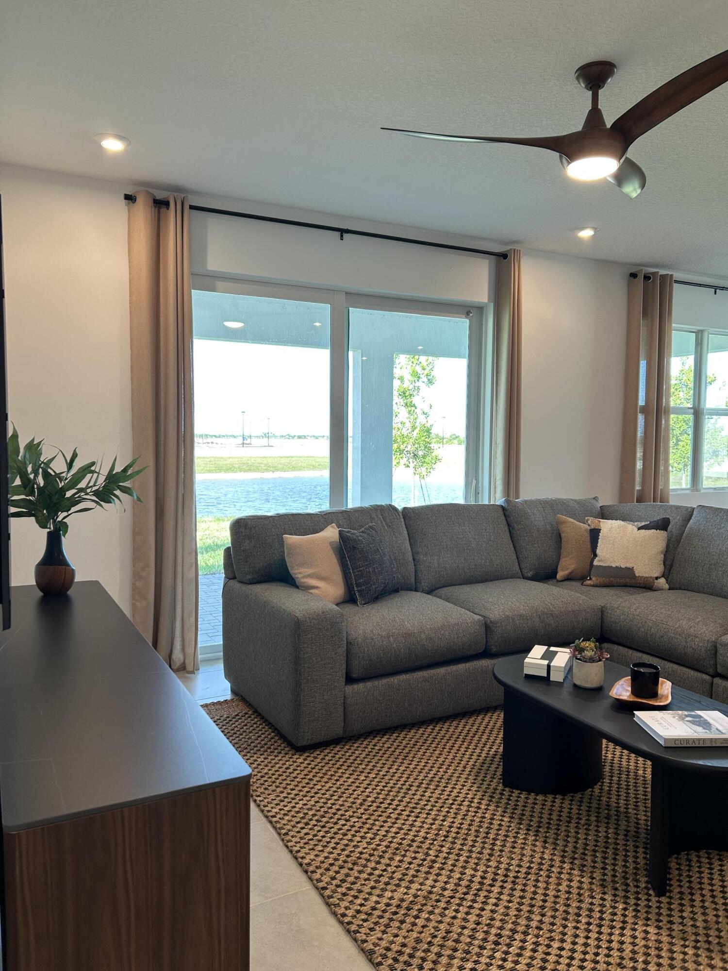 CADENCE - Residential Lease