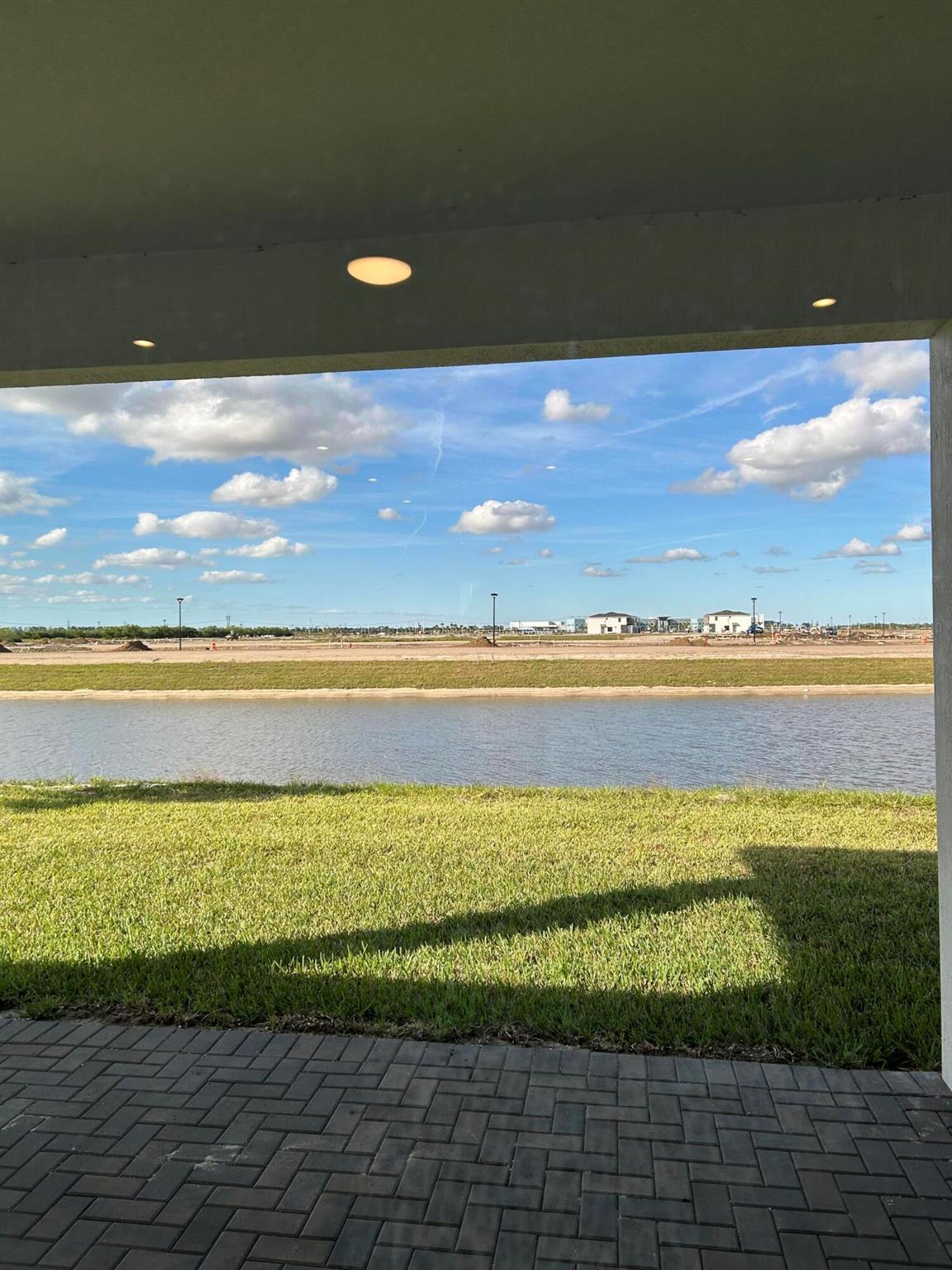 CADENCE - Residential Lease