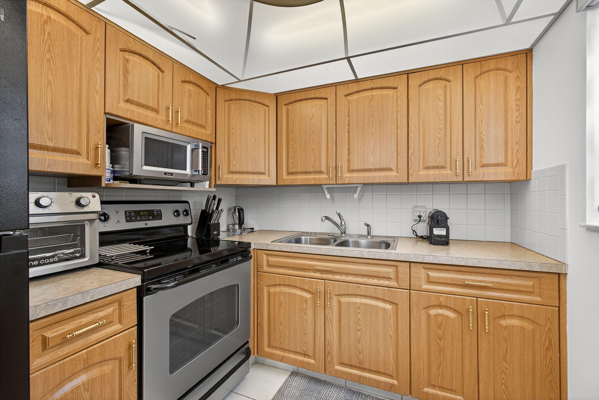 DORCHESTER CONDO - Residential