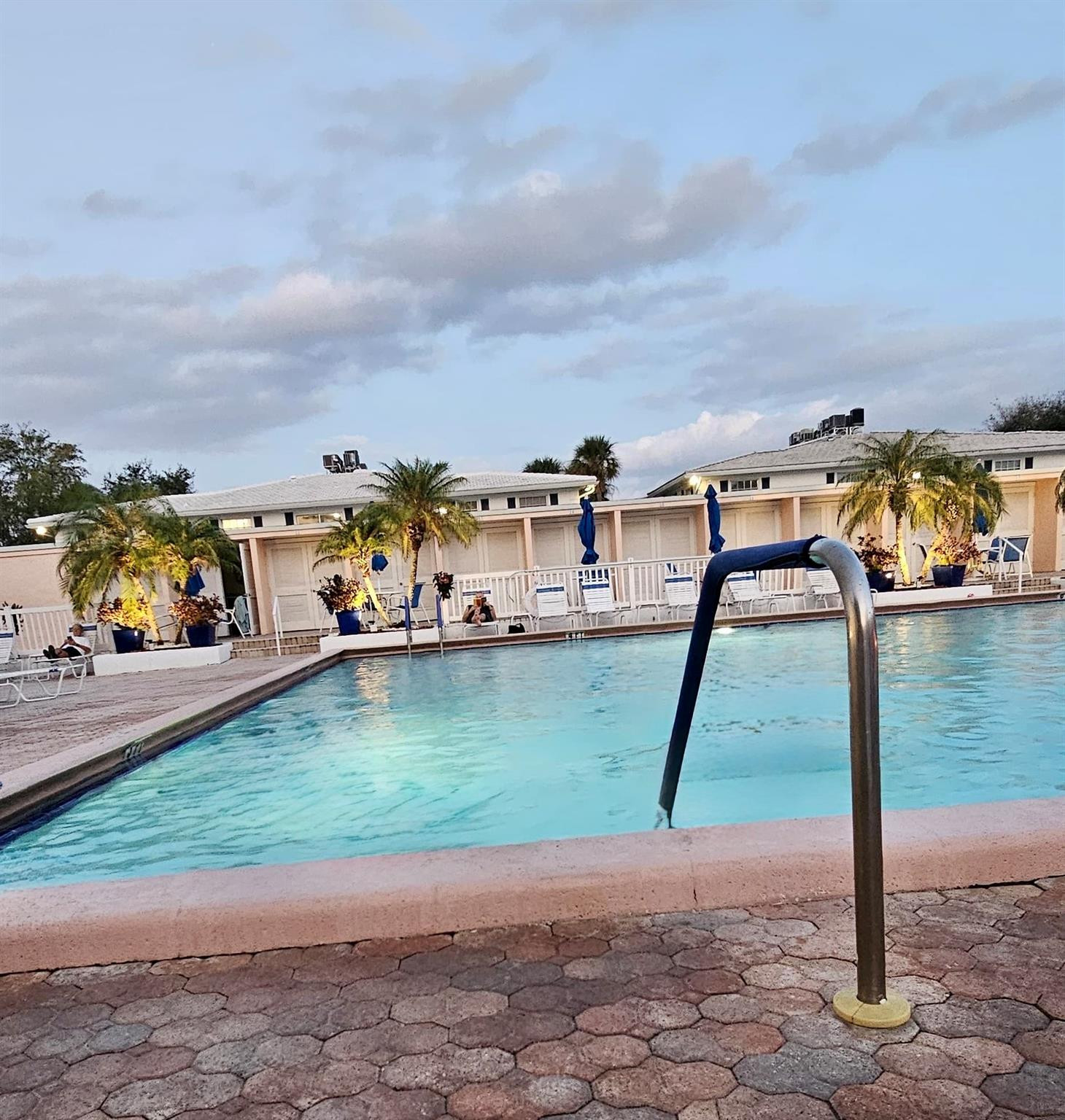 Imperial Point Colonnades - Residential Lease