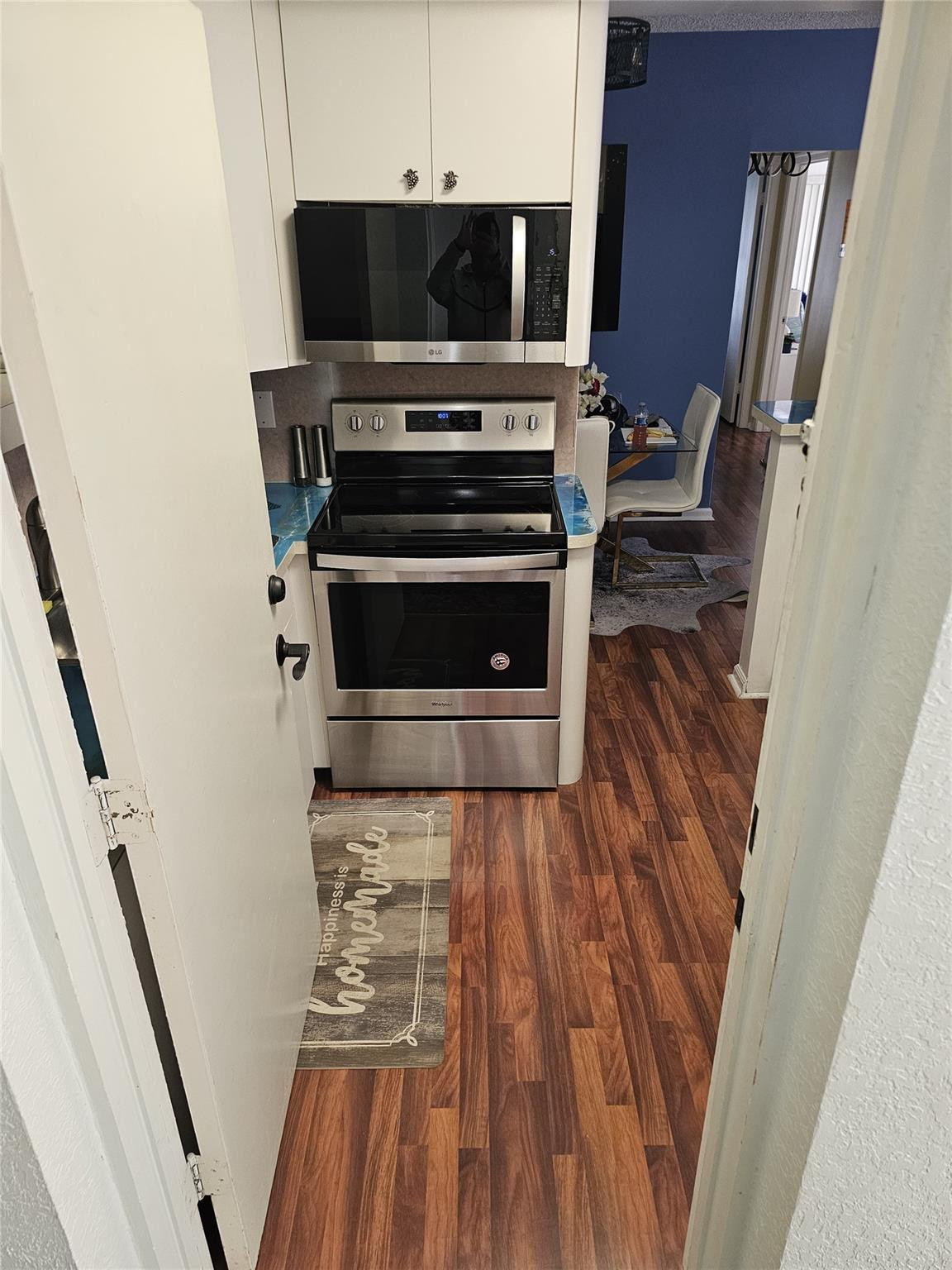 Imperial Point Colonnades - Residential Lease