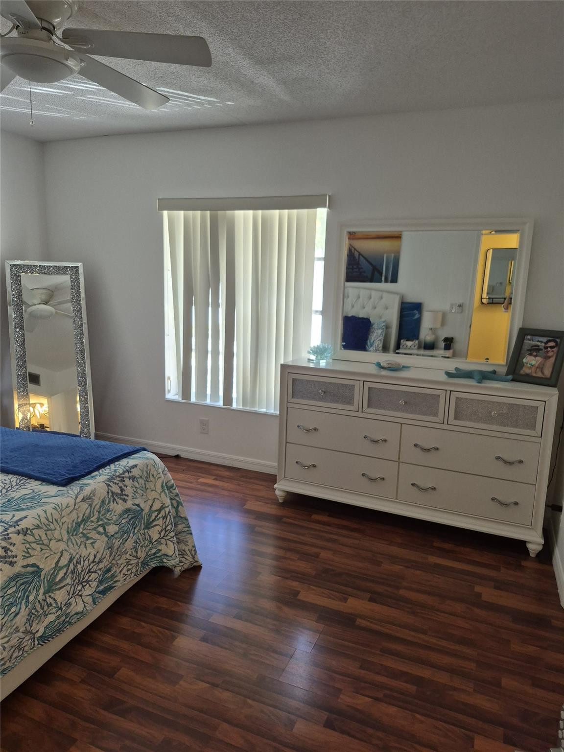 Imperial Point Colonnades - Residential Lease