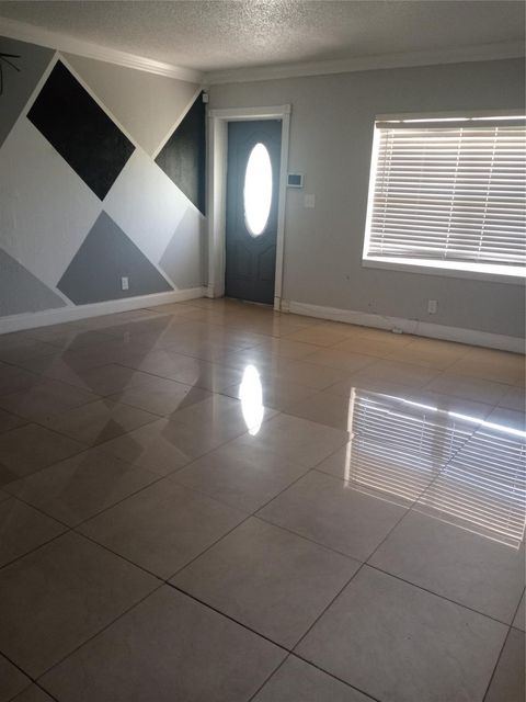 2900 NW 8th St Pompano Beach FL 33069