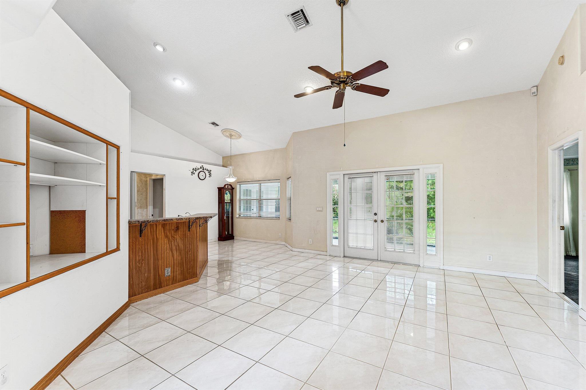 LOXAHATCHEE - Residential