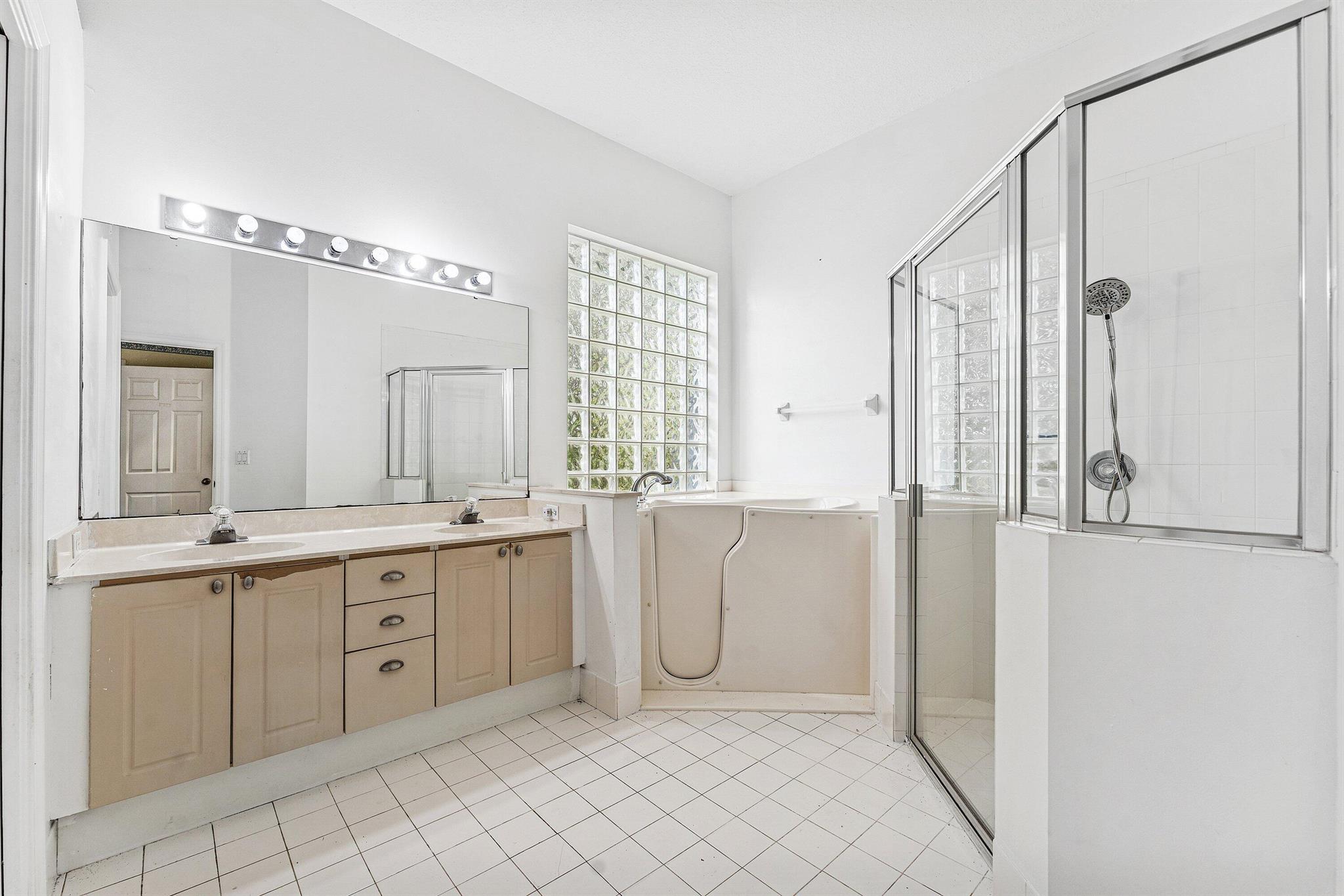 LOXAHATCHEE - Residential