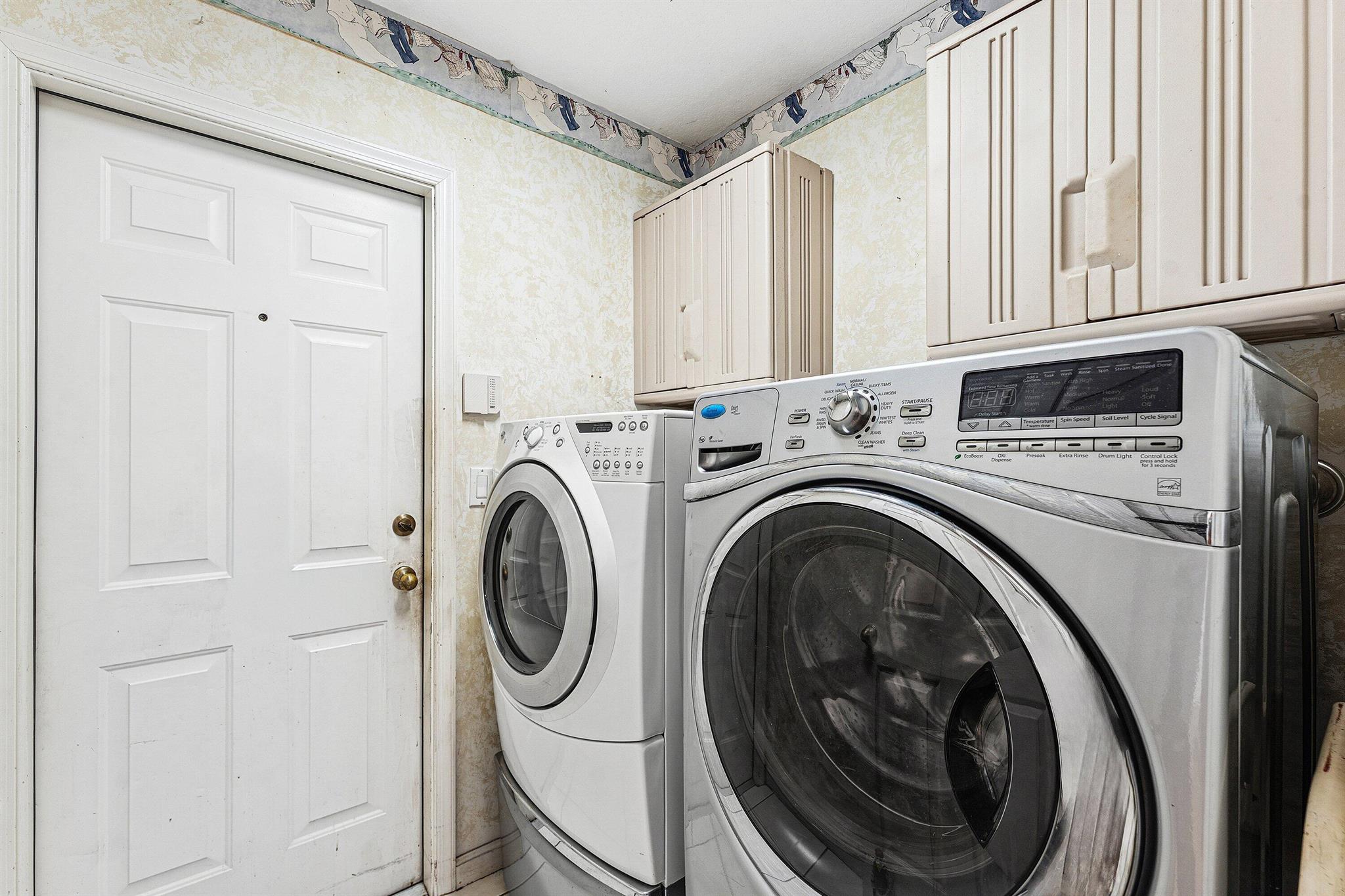 LOXAHATCHEE - Residential