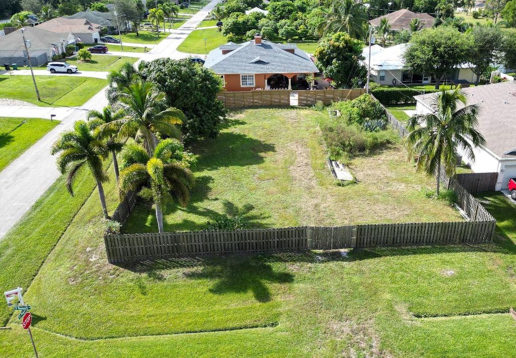 Photo of 498 SW Namoit Place, Port Saint Lucie, FL 34953 (MLS # R11116294)