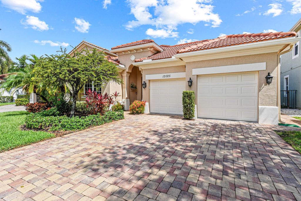 Photo of 12025 Aviles Circle, Palm Beach Gardens, FL 33418 (MLS # R10887462)