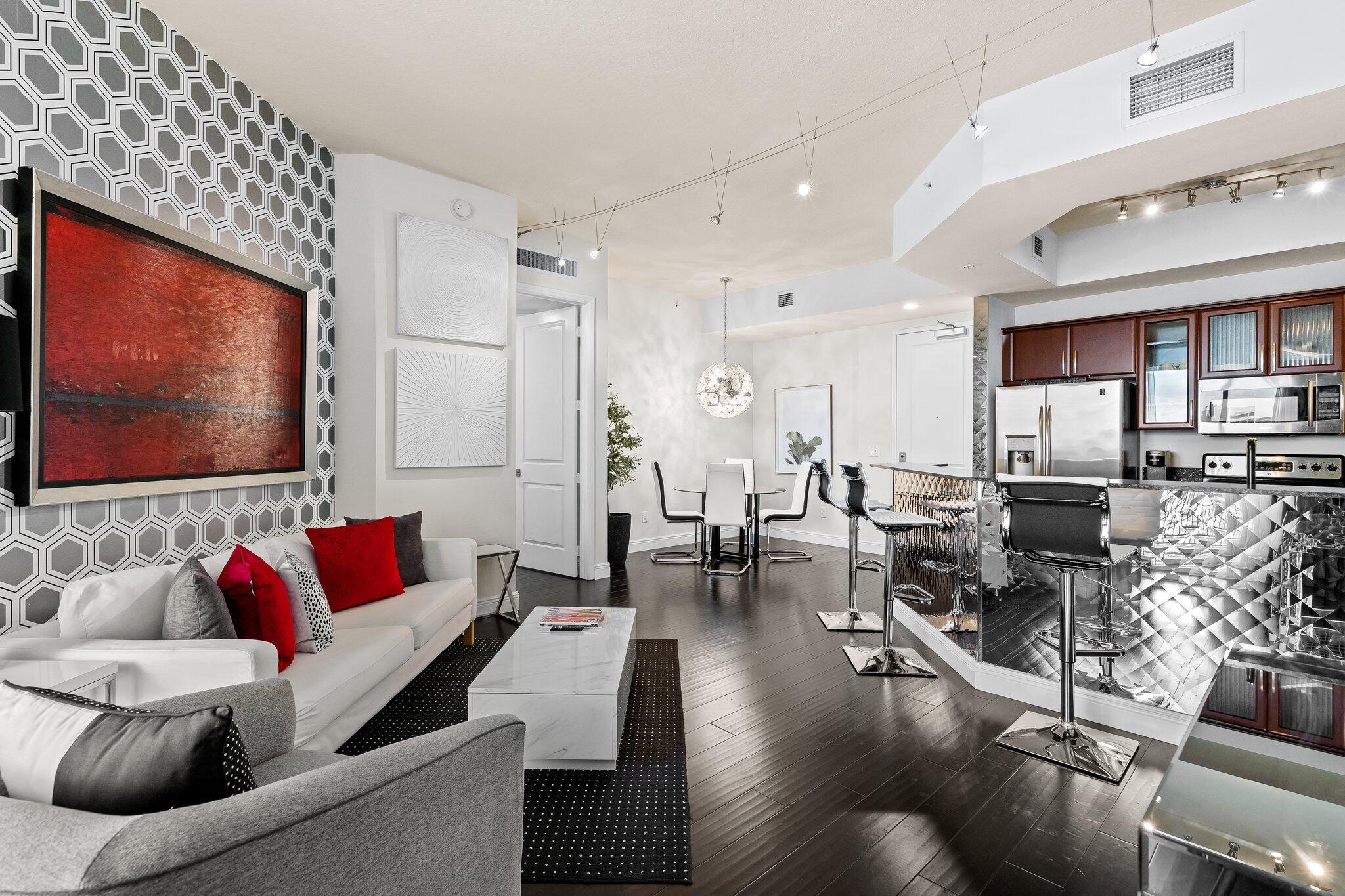 Metropolitan Condo - Residential Lease