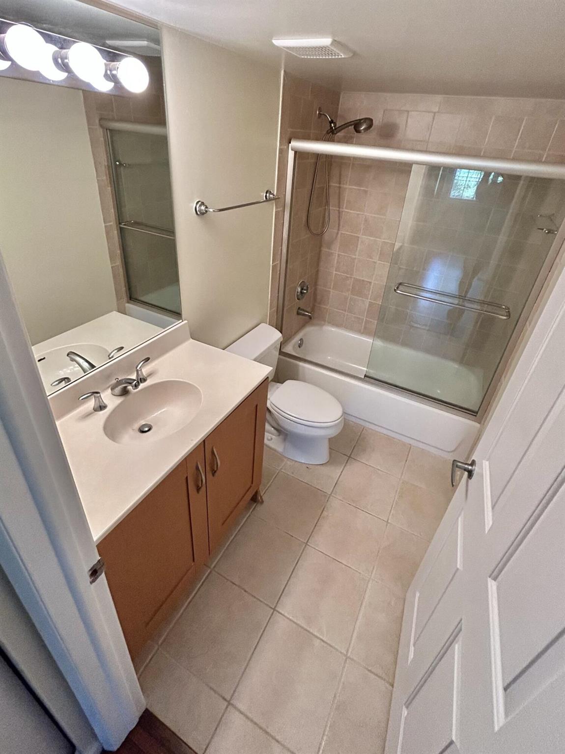 BOCAR CONDO - Residential Lease