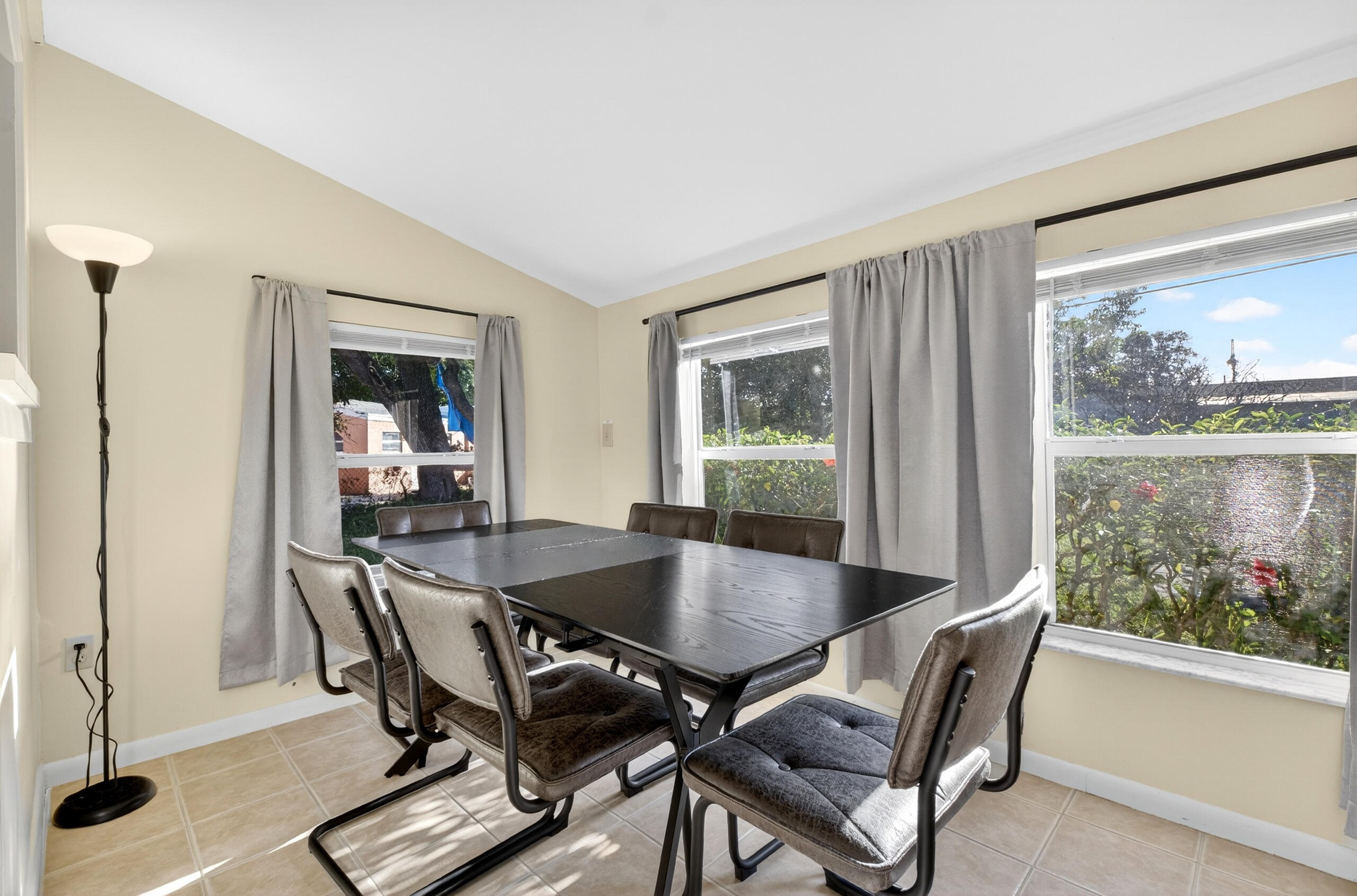 BLUE HERON PARK 3 - Residential