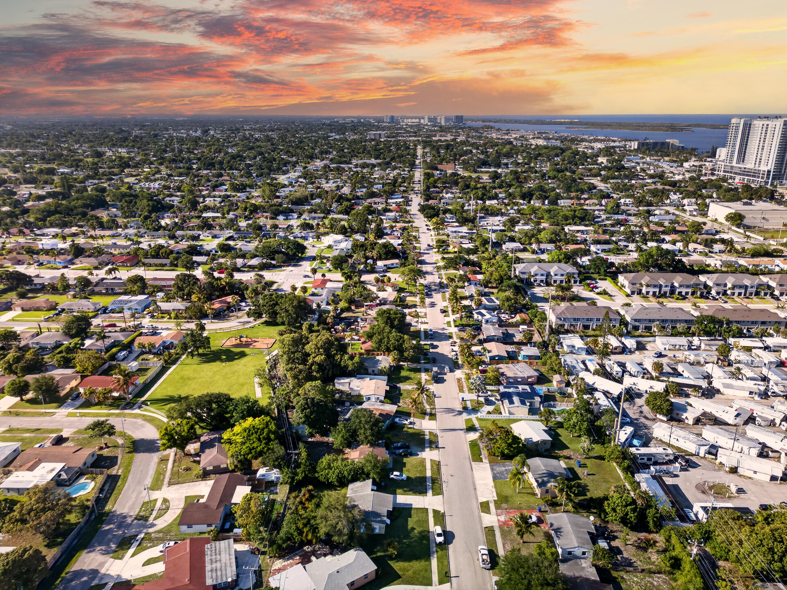 BLUE HERON PARK 3 - Residential