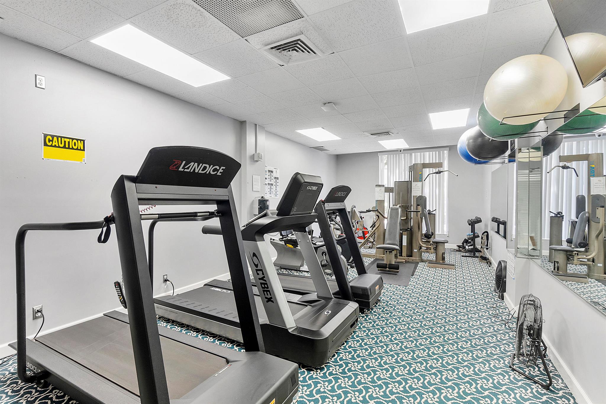 PATRICIAN - Residential Lease