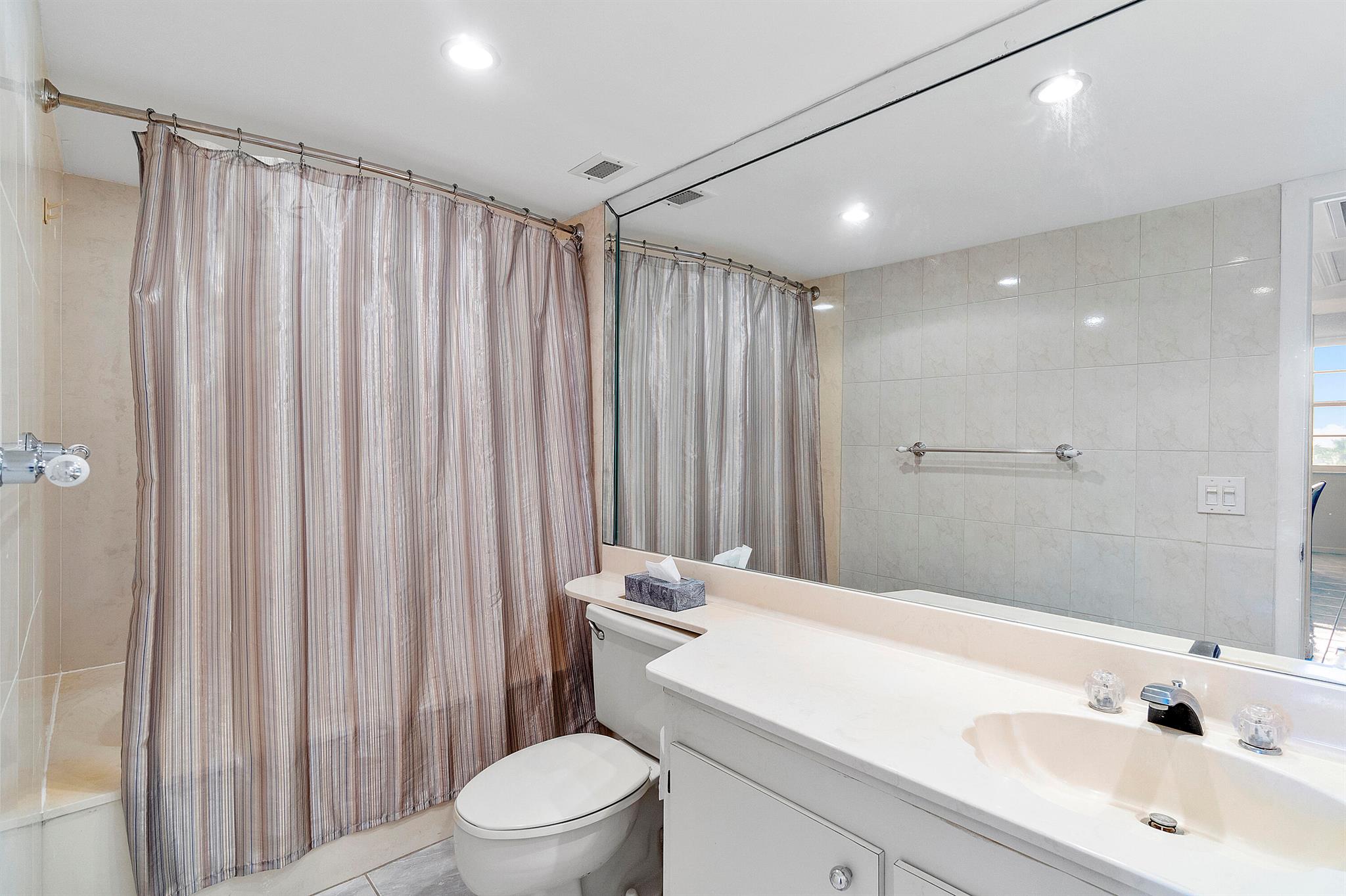 PATRICIAN - Residential Lease