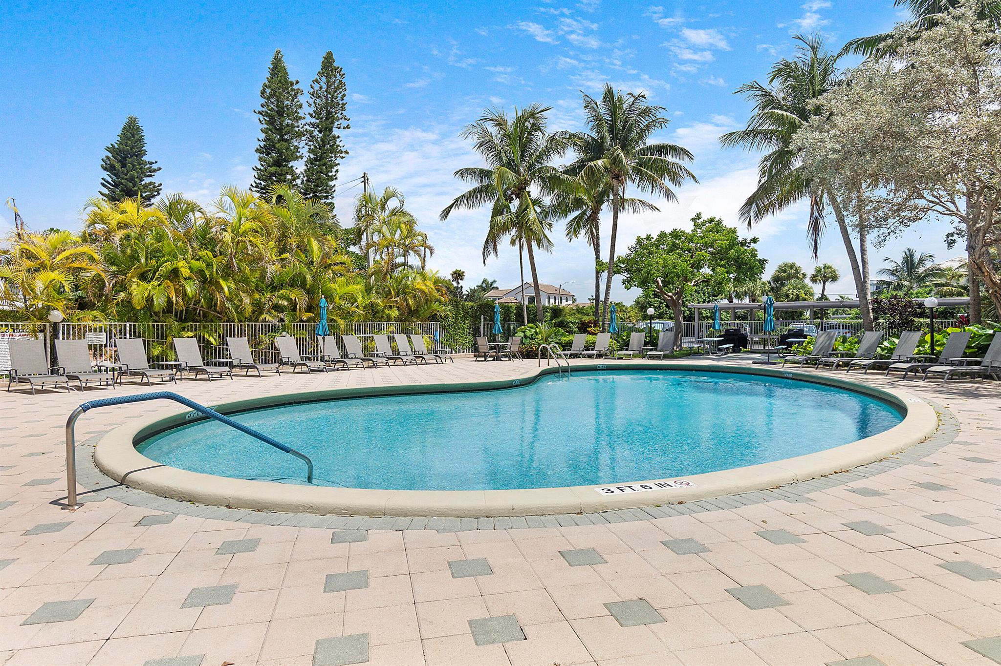 PATRICIAN - Residential Lease