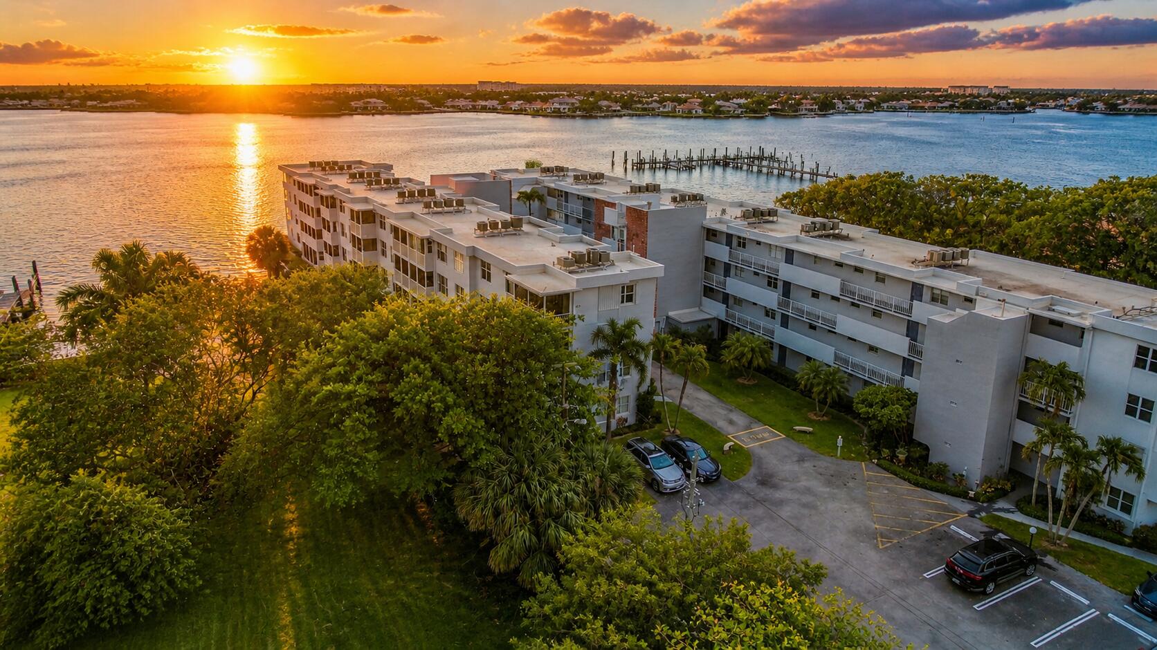 SEACREST VILLAS CONDO - Residential