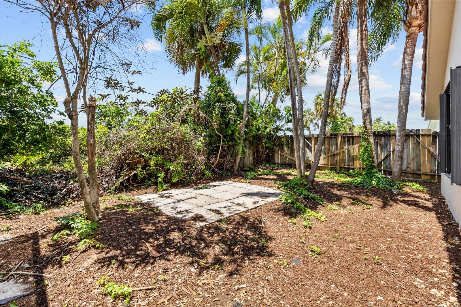 ESCONDIDO AT BOCA RATON 2 - Residential