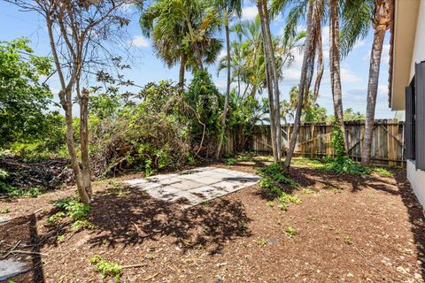 Tiny photo for 21143 N Escondido Way Way N, Boca Raton, FL 33433 (MLS # B26021804)