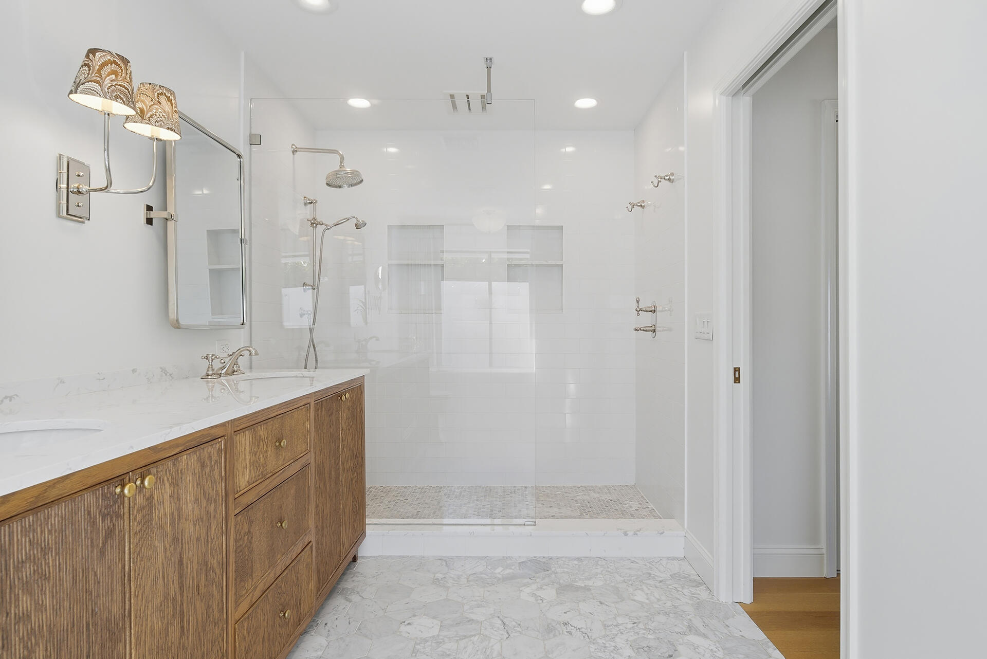 PRESIDENT COUNTRY CLUB 4 - Residential