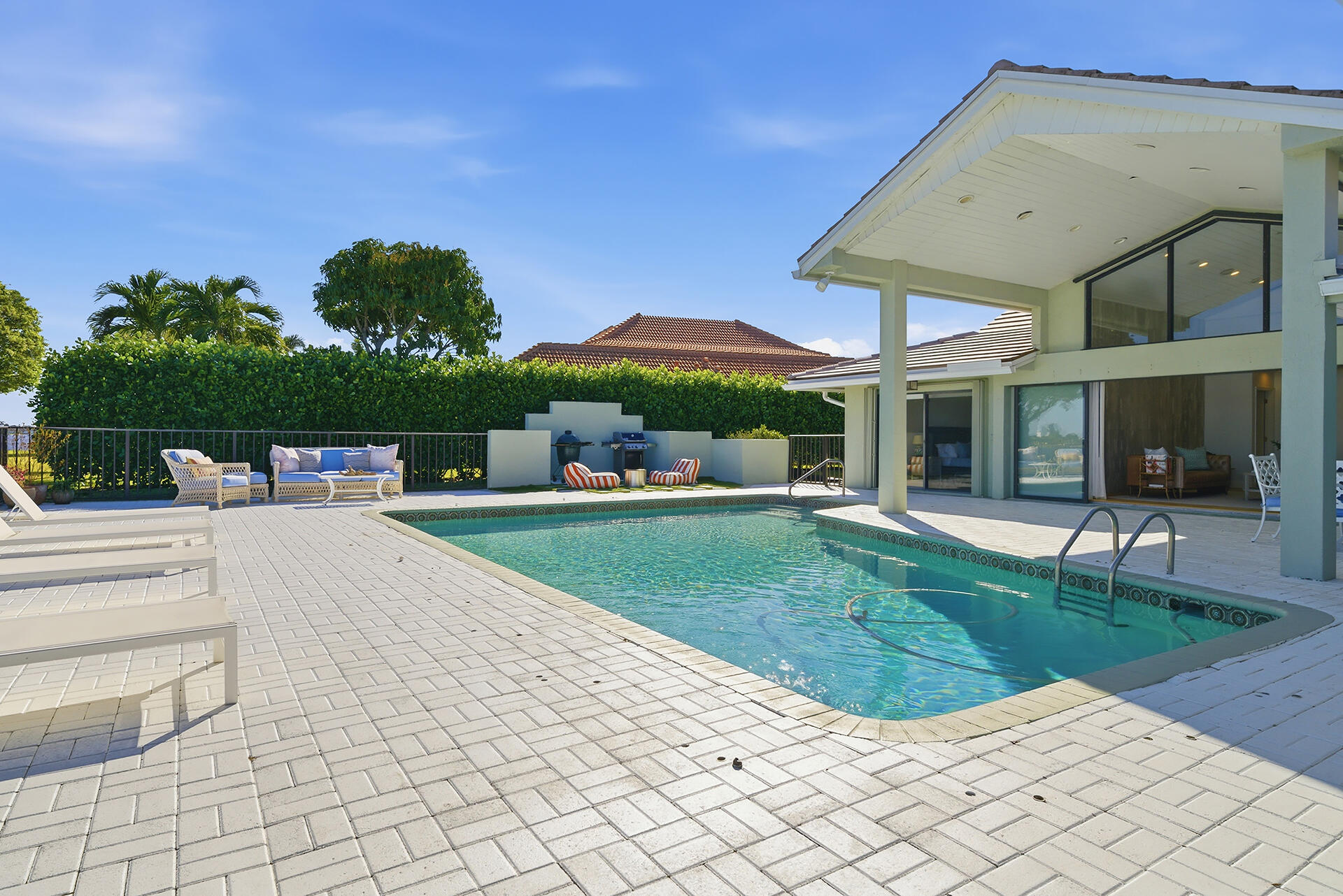 PRESIDENT COUNTRY CLUB 4 - Residential