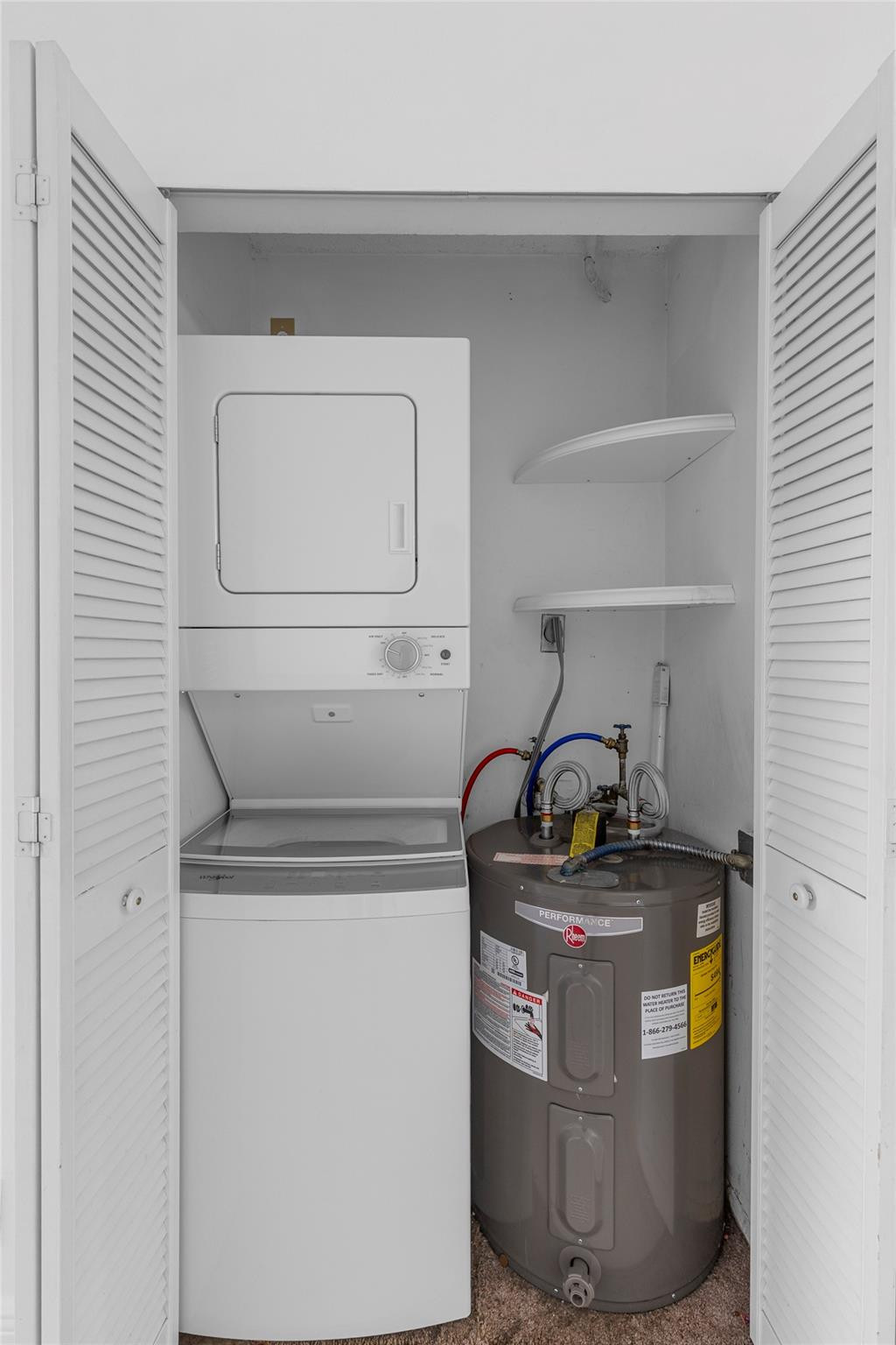 THE VILLAS OF RIVERSIDE C - Residential