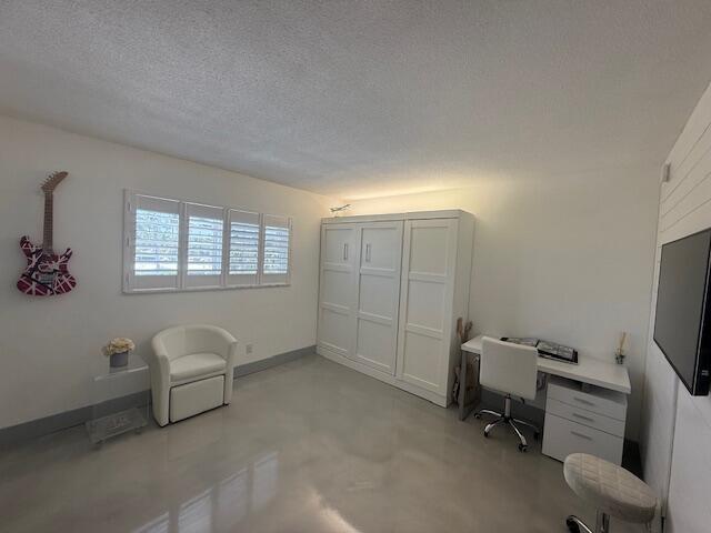 WATERWAY BEACH CONDOS - Residential